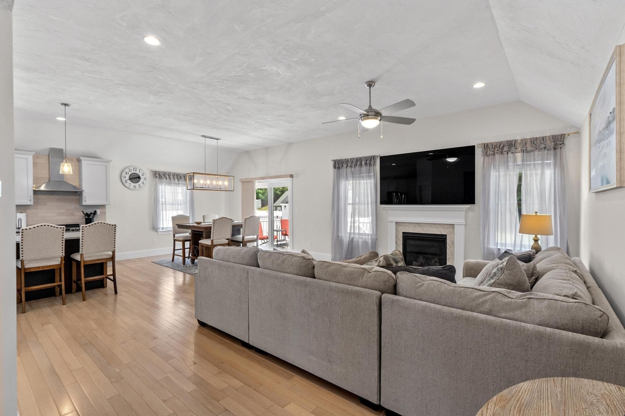 16 Wedge Drive Property Photo 13
