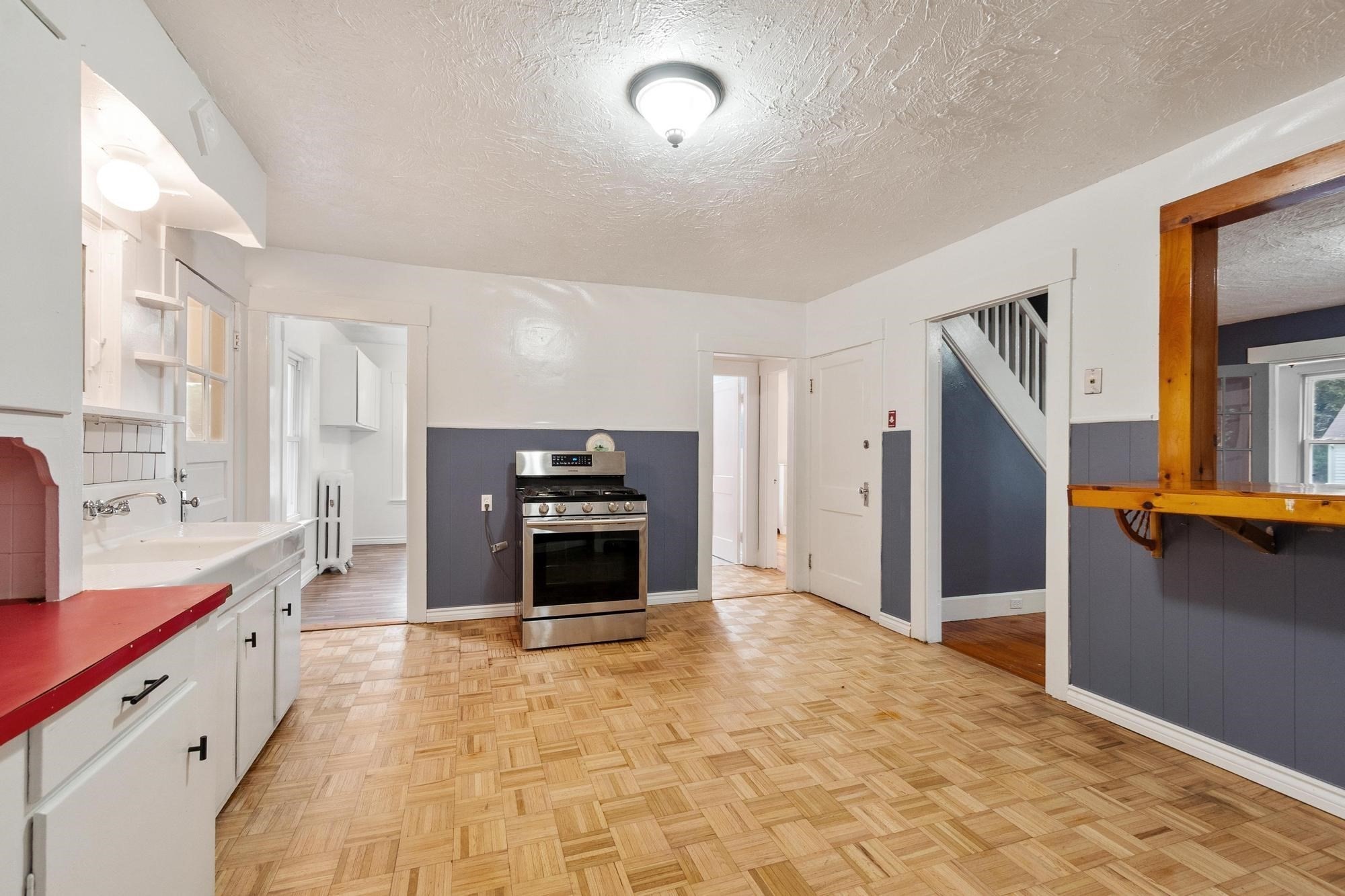 14 Rockdale Ave Property Photo 12