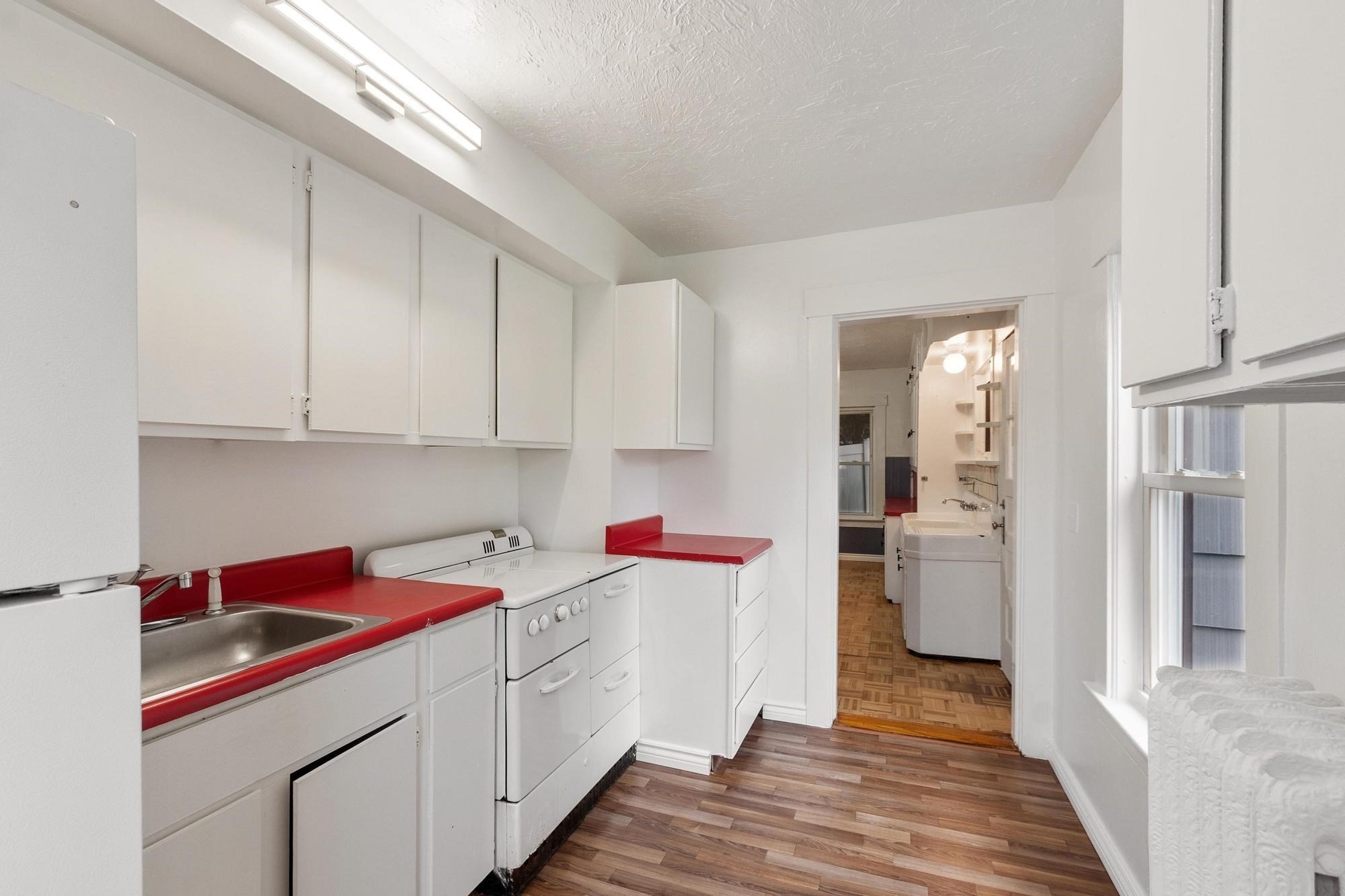 14 Rockdale Ave Property Photo 17