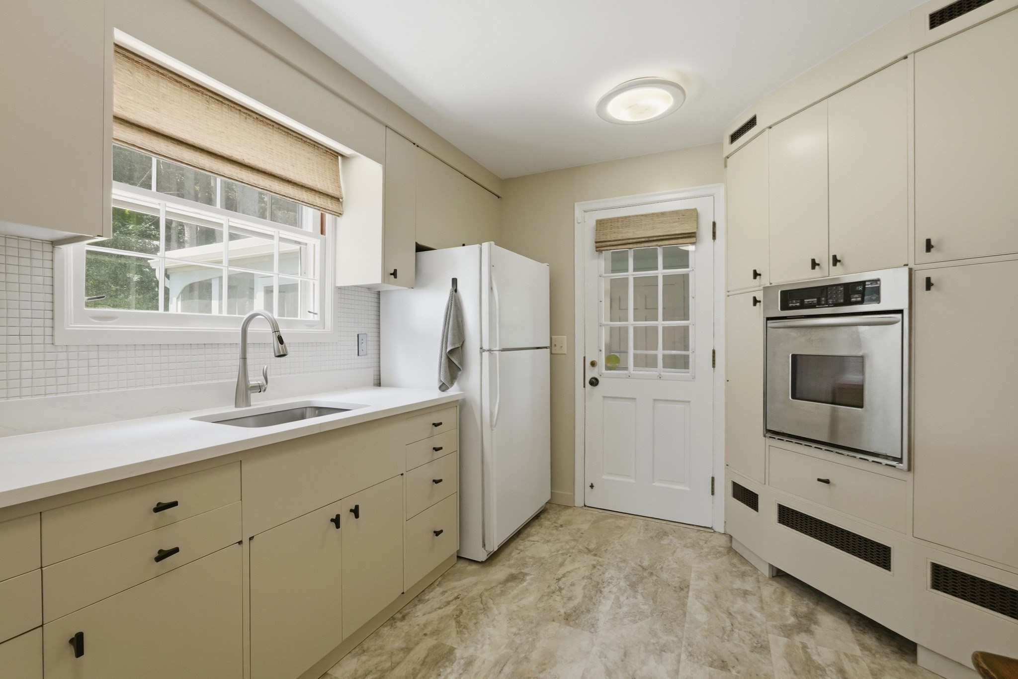 143 Richmond Avenue Property Photo 12