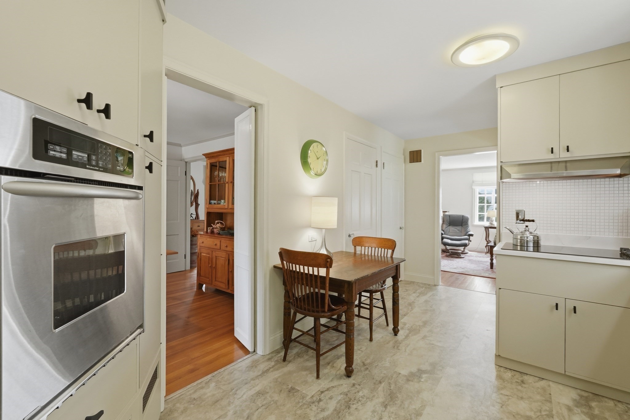 143 Richmond Avenue Property Photo 15