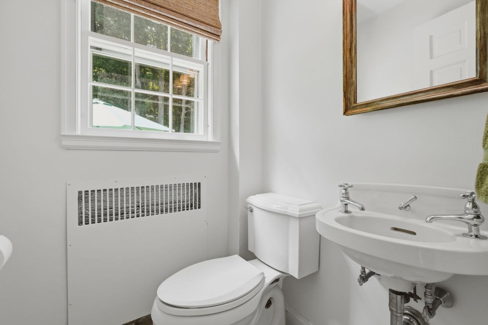 143 Richmond Avenue Property Photo 16
