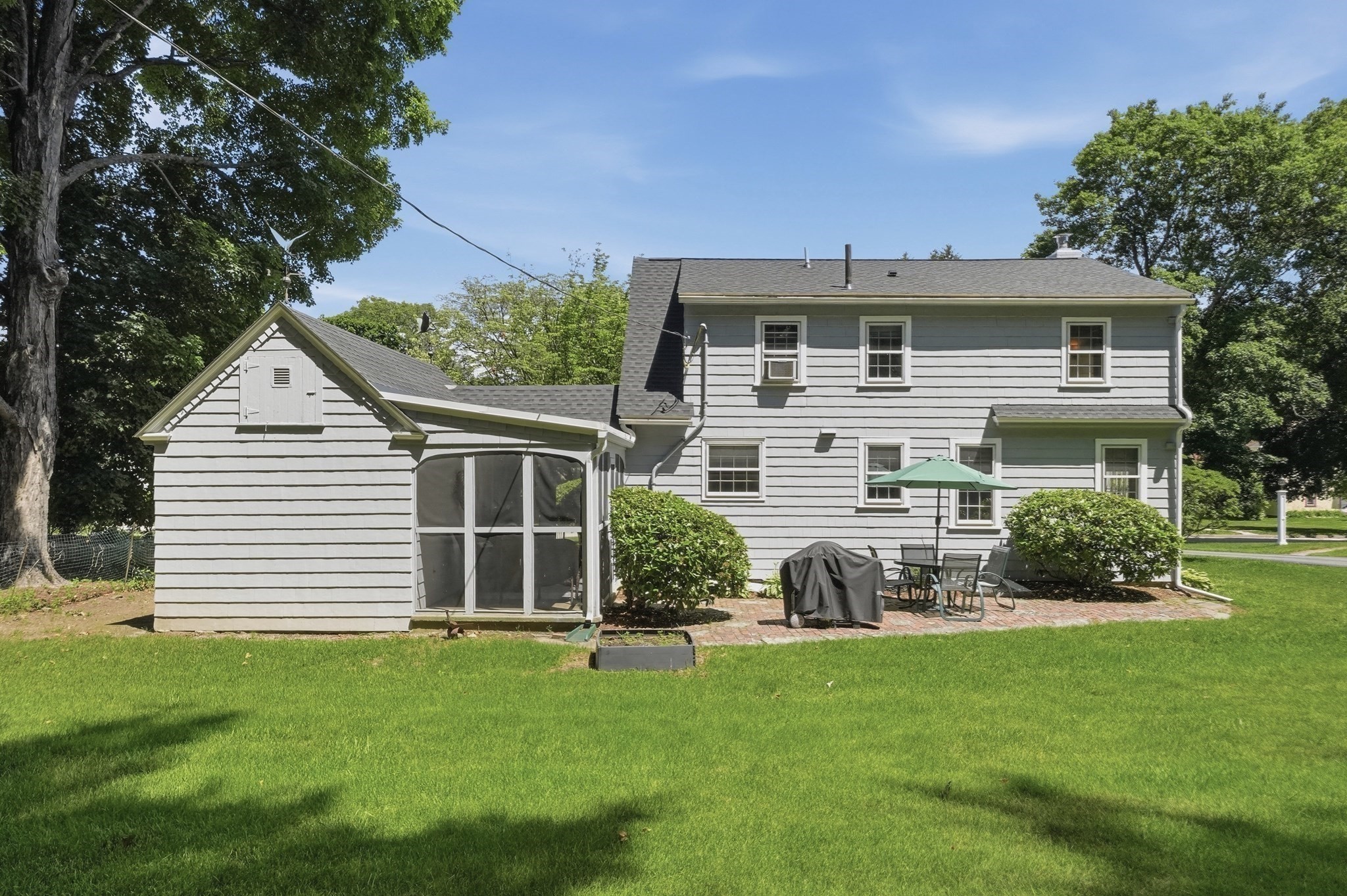 143 Richmond Avenue Property Photo 32