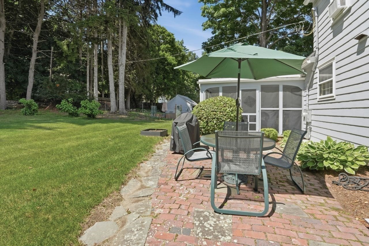 143 Richmond Avenue Property Photo 35
