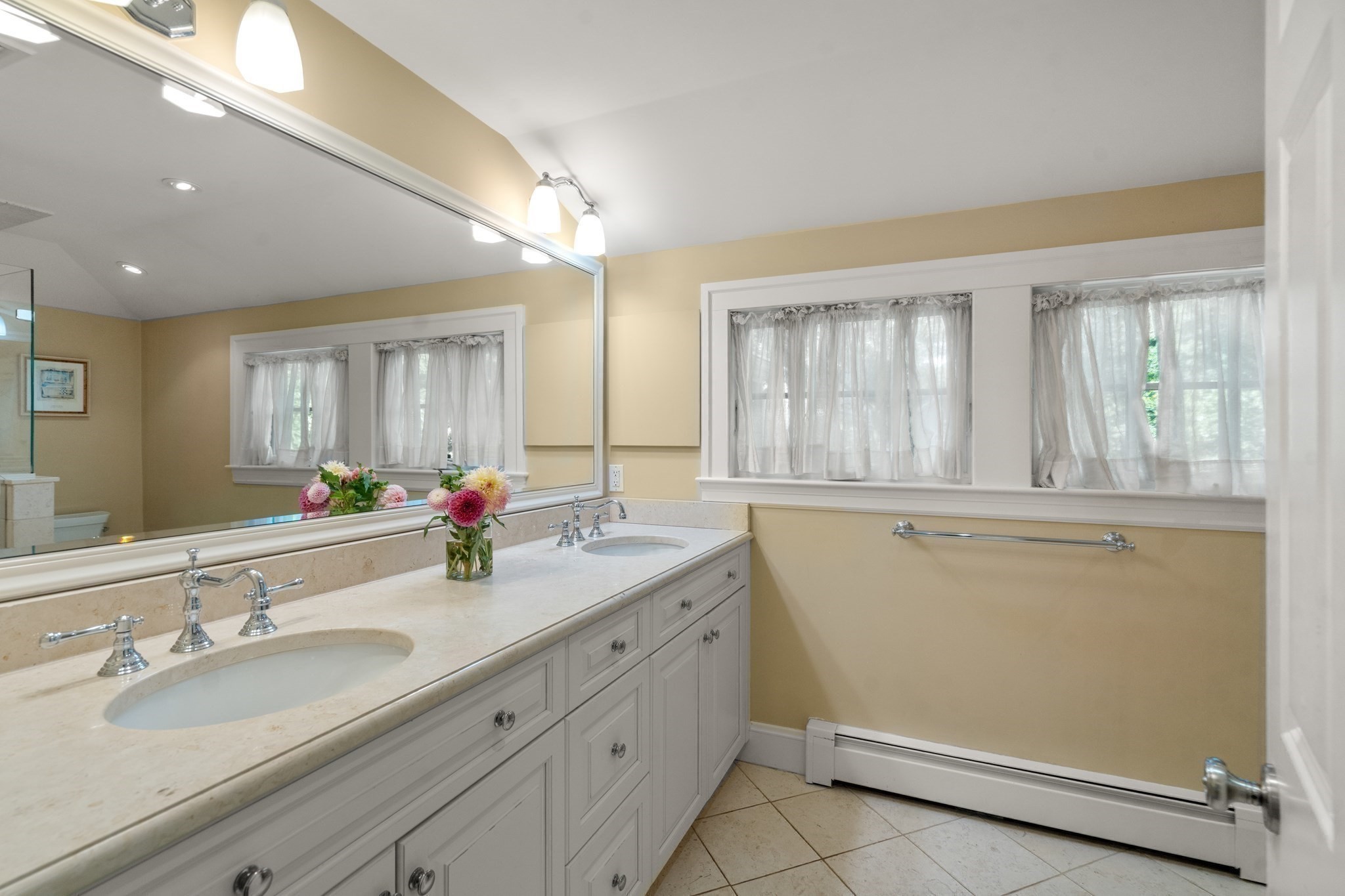 104 Fairbanks Avenue Property Photo 26