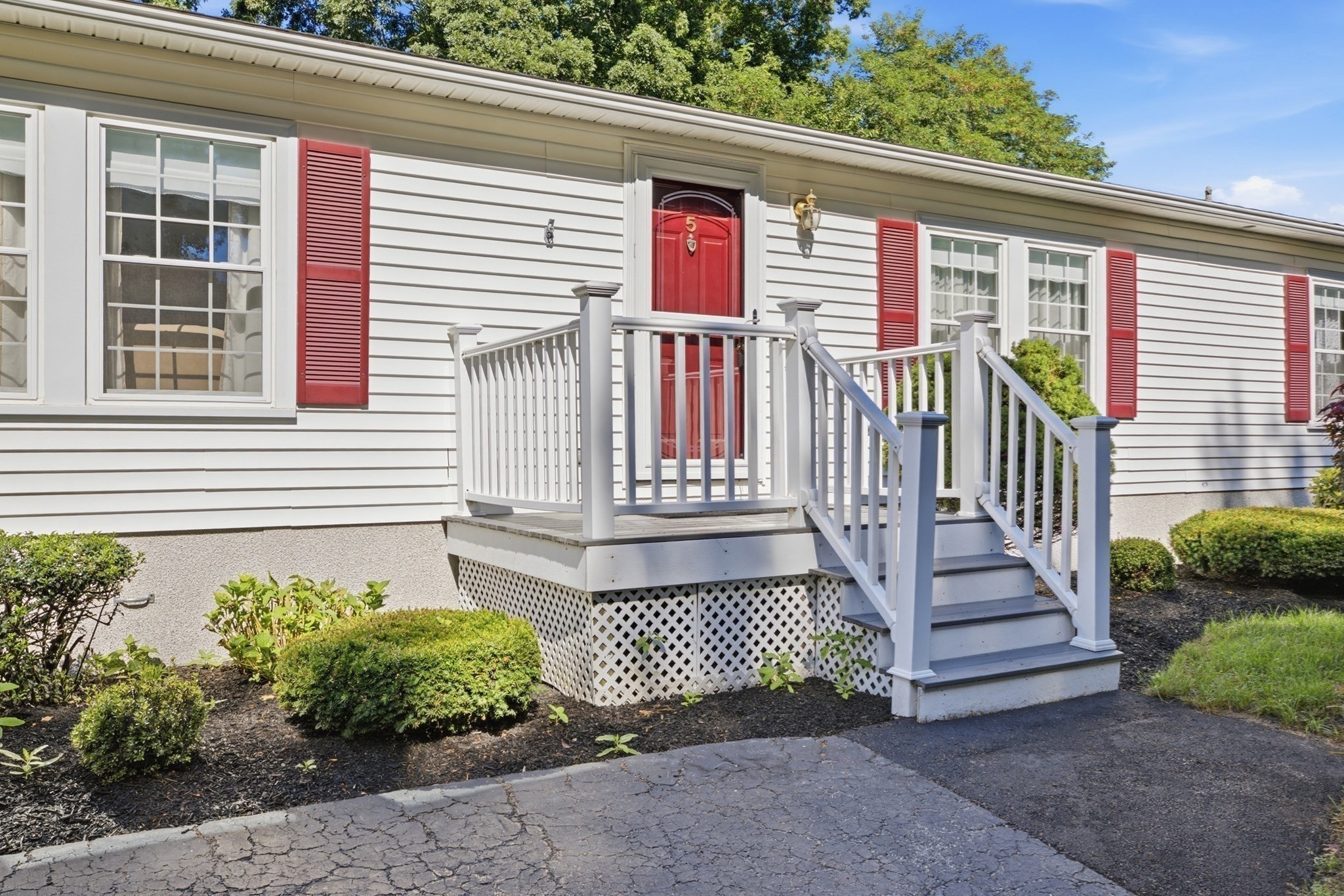 5 Brimwood Lane Property Photo 3