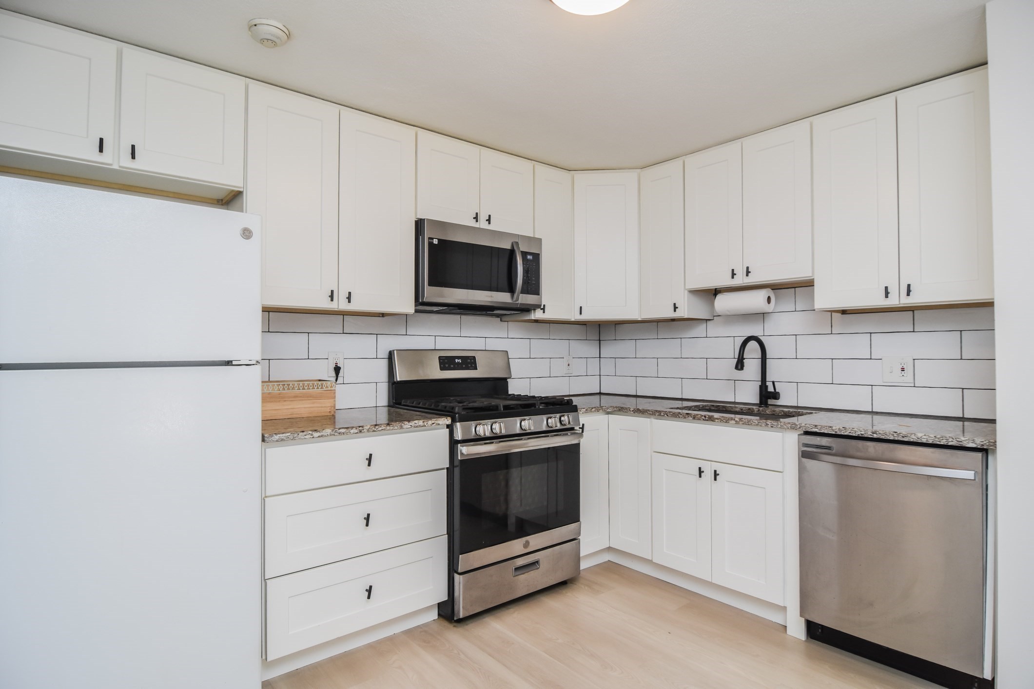 8 Kenmar Drive # 55 Property Photo 10