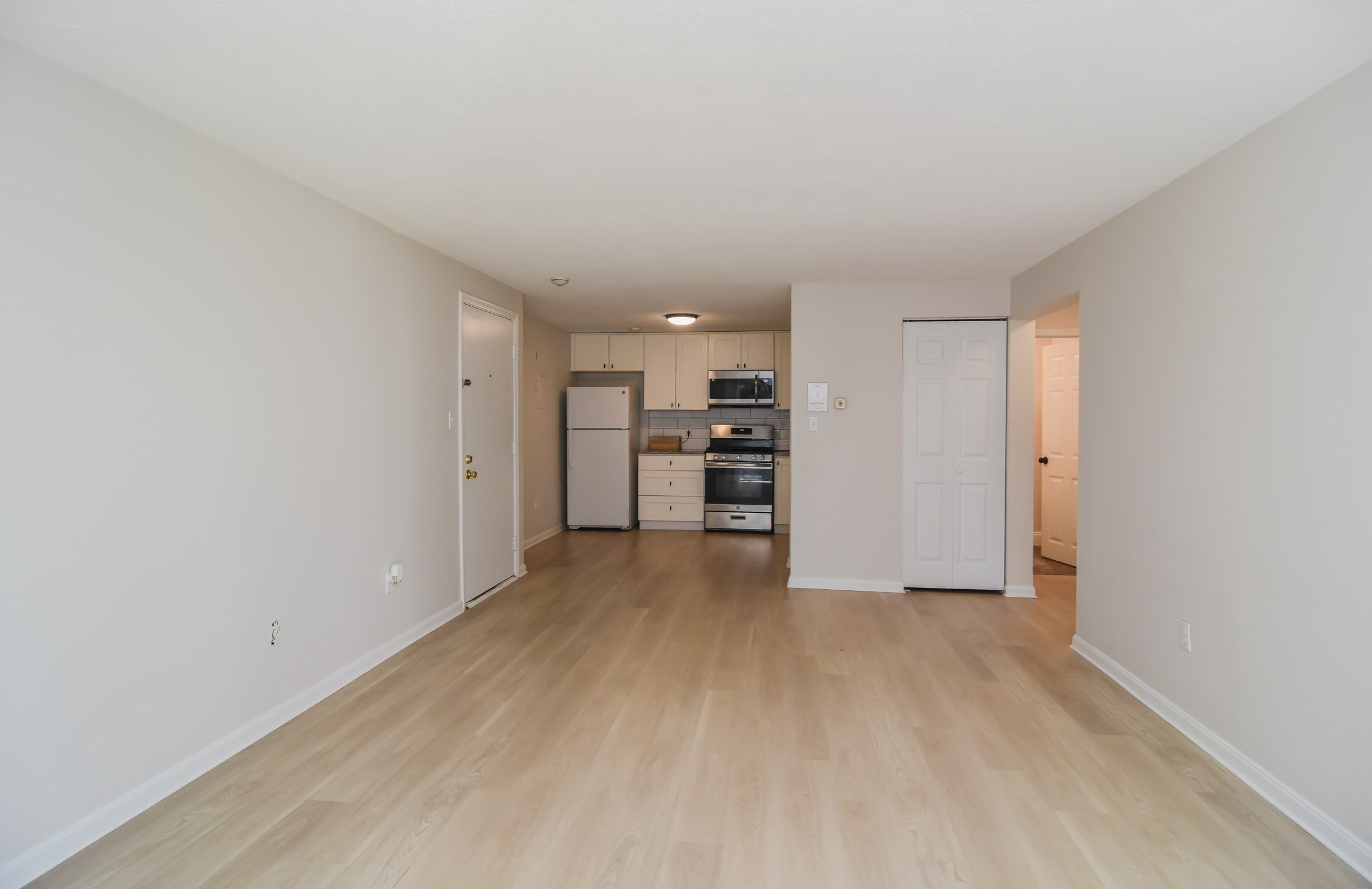 8 Kenmar Drive # 55 Property Photo 11