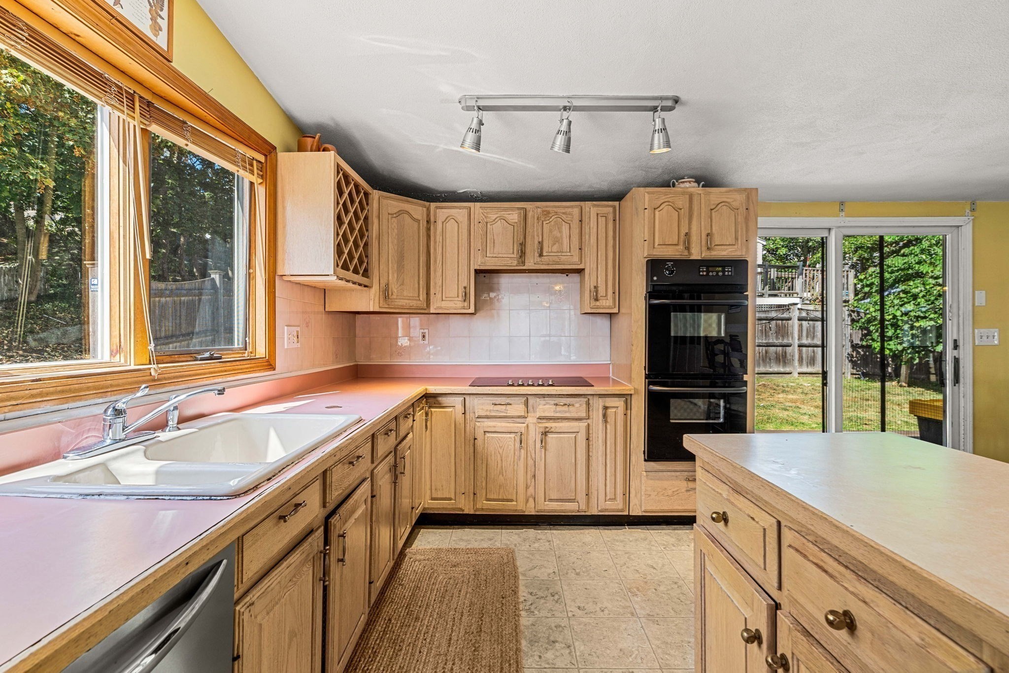 1 Granite Court Property Photo 10