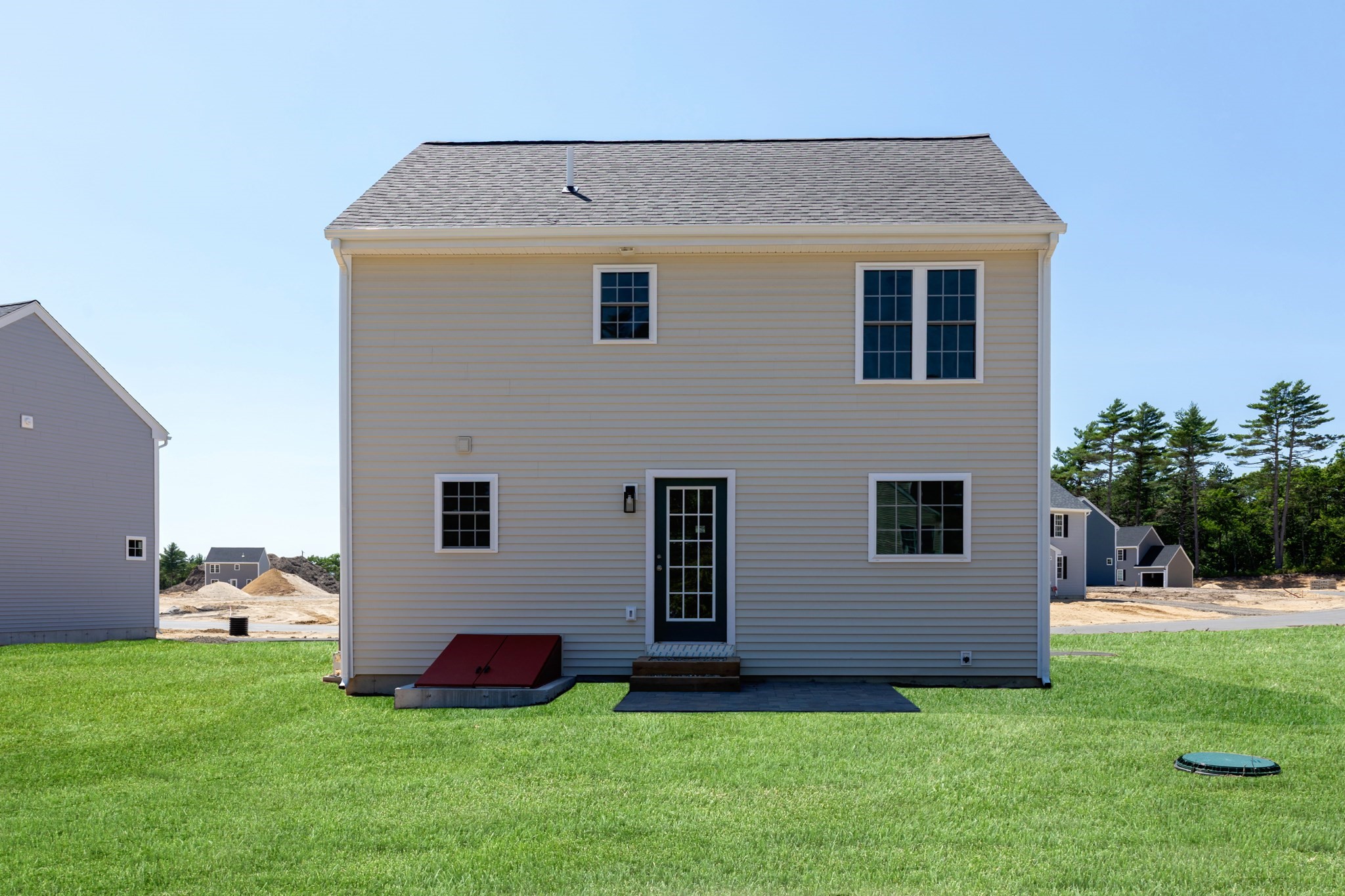 8 Bumblebee Dr. Property Photo 5