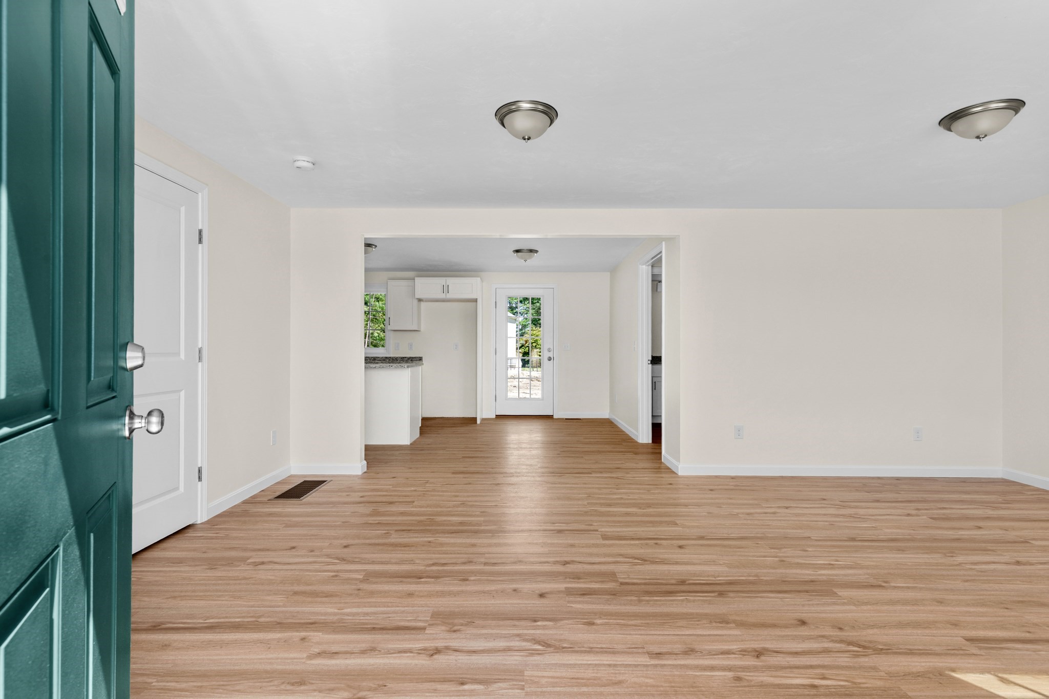 8 Bumblebee Dr. Property Photo 7