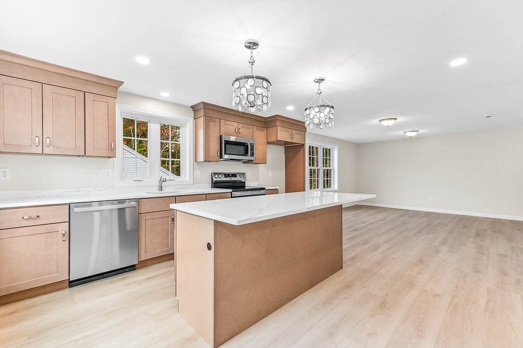 23 Bumblebee Dr. Property Photo 4