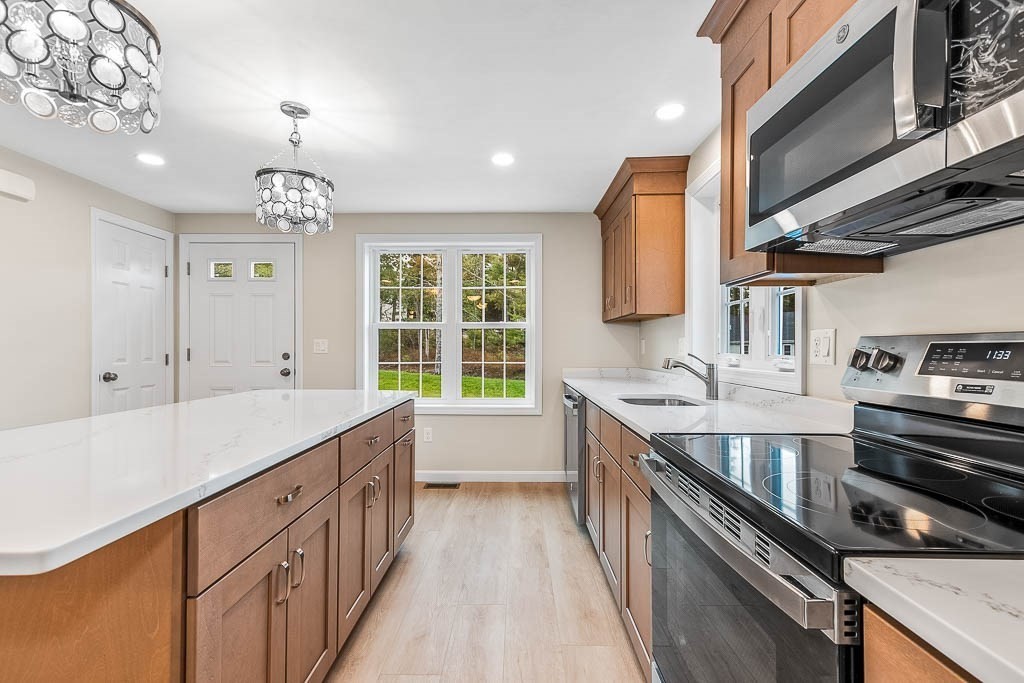 23 Bumblebee Dr. Property Photo 7