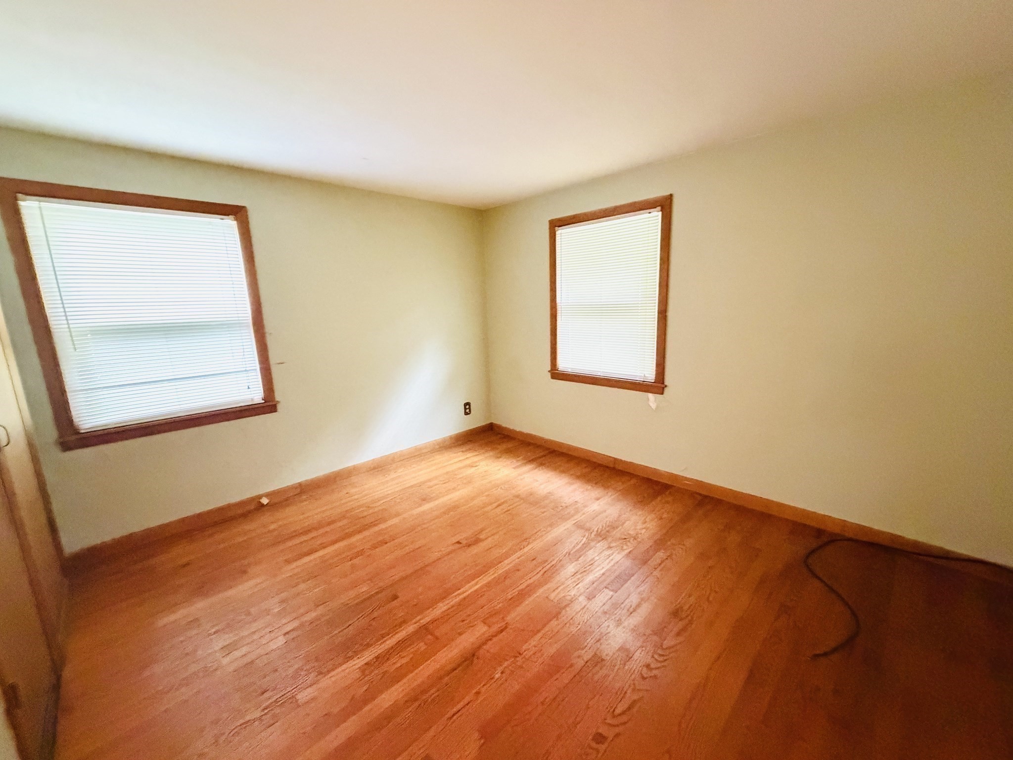433 Gifford Street Property Photo 14