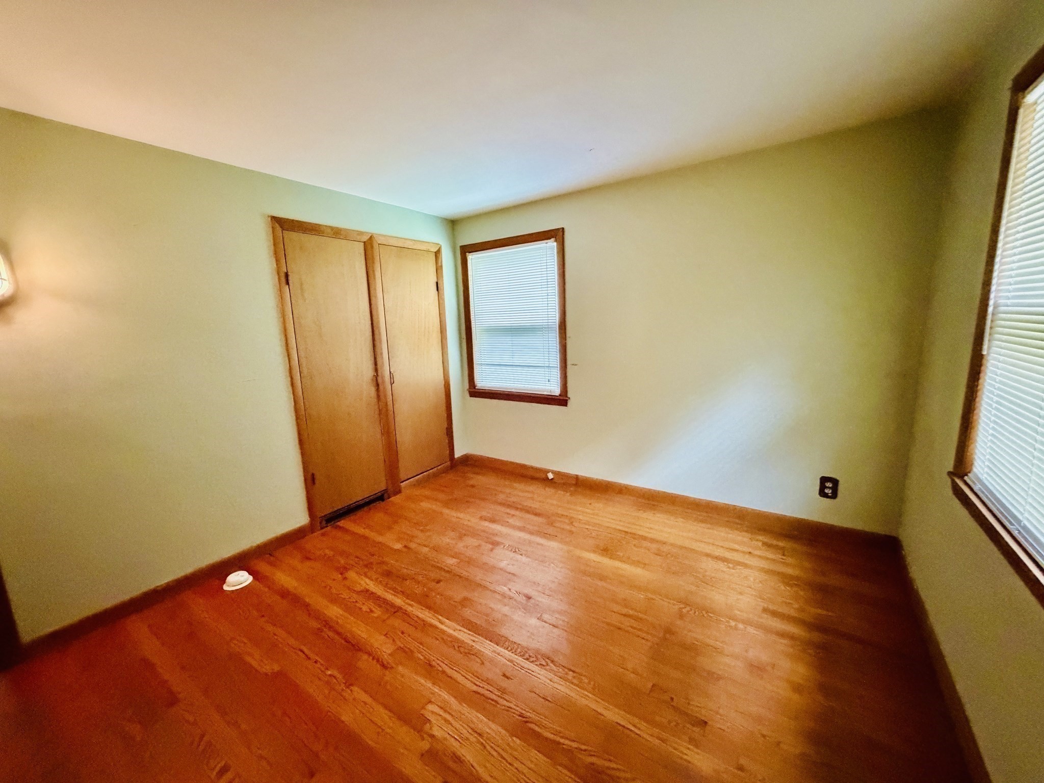 433 Gifford Street Property Photo 15