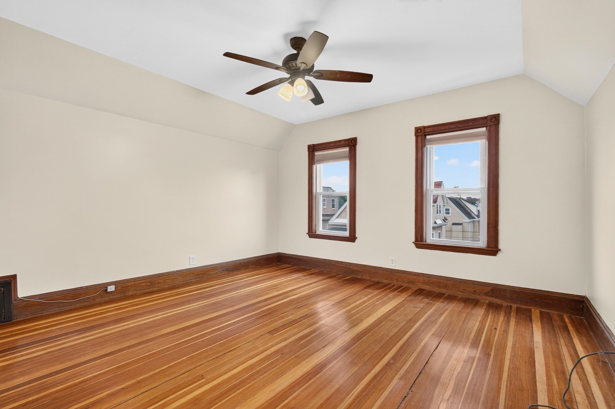 45 Edwin St # 2 Property Photo 15