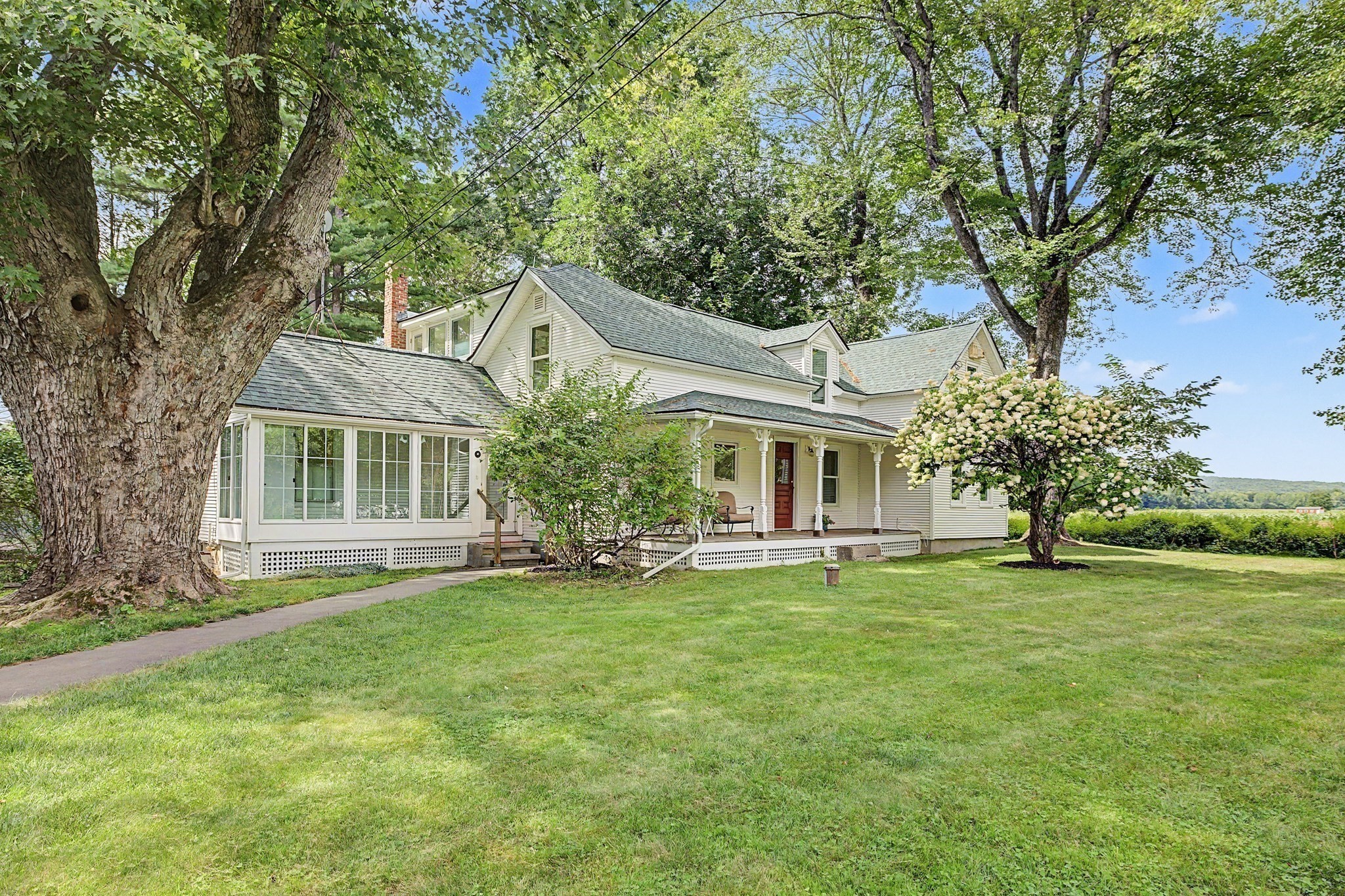 293 Meadow Rd Property Photo 1