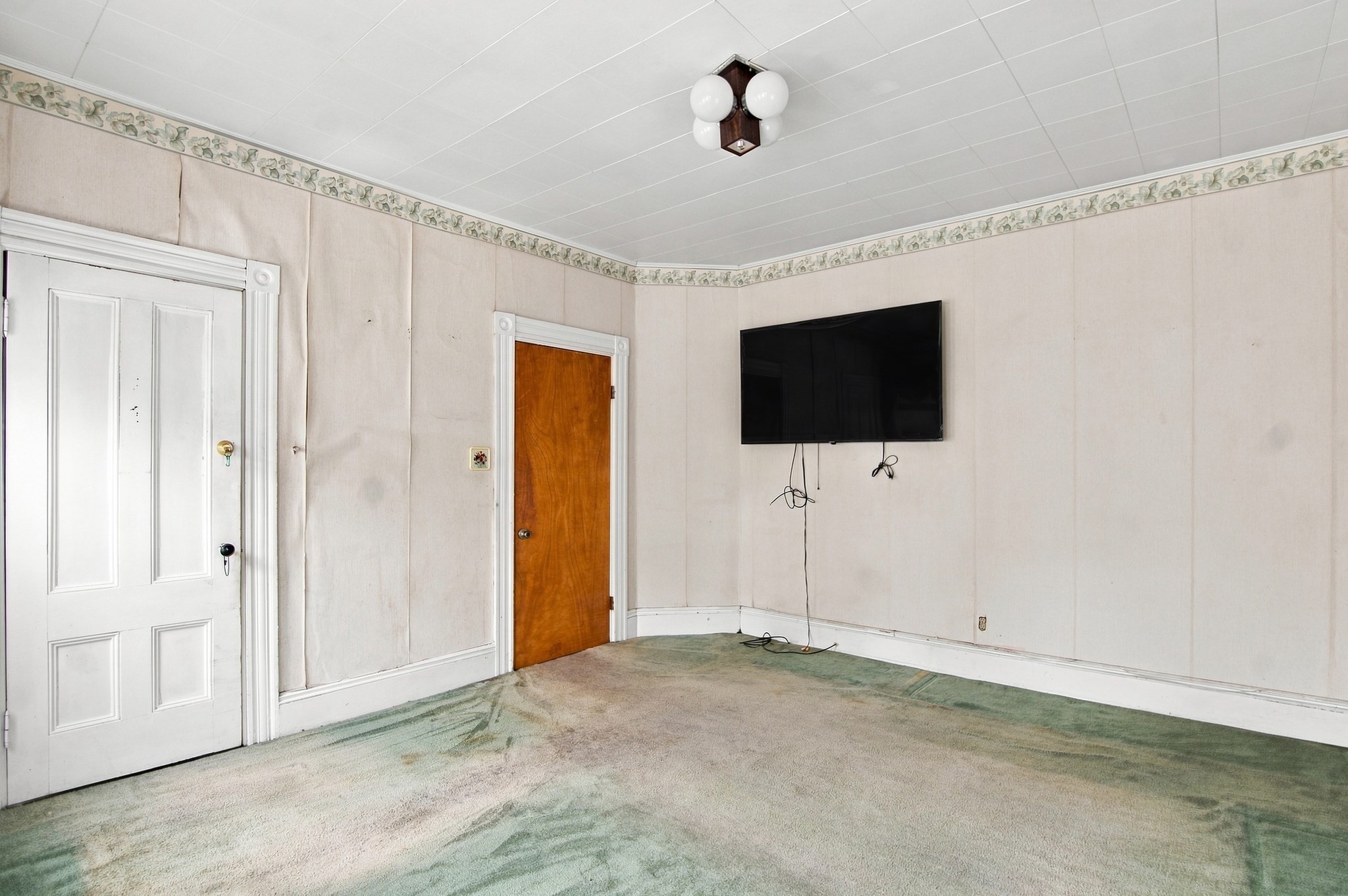 75 Woodrow Avenue Property Photo 21