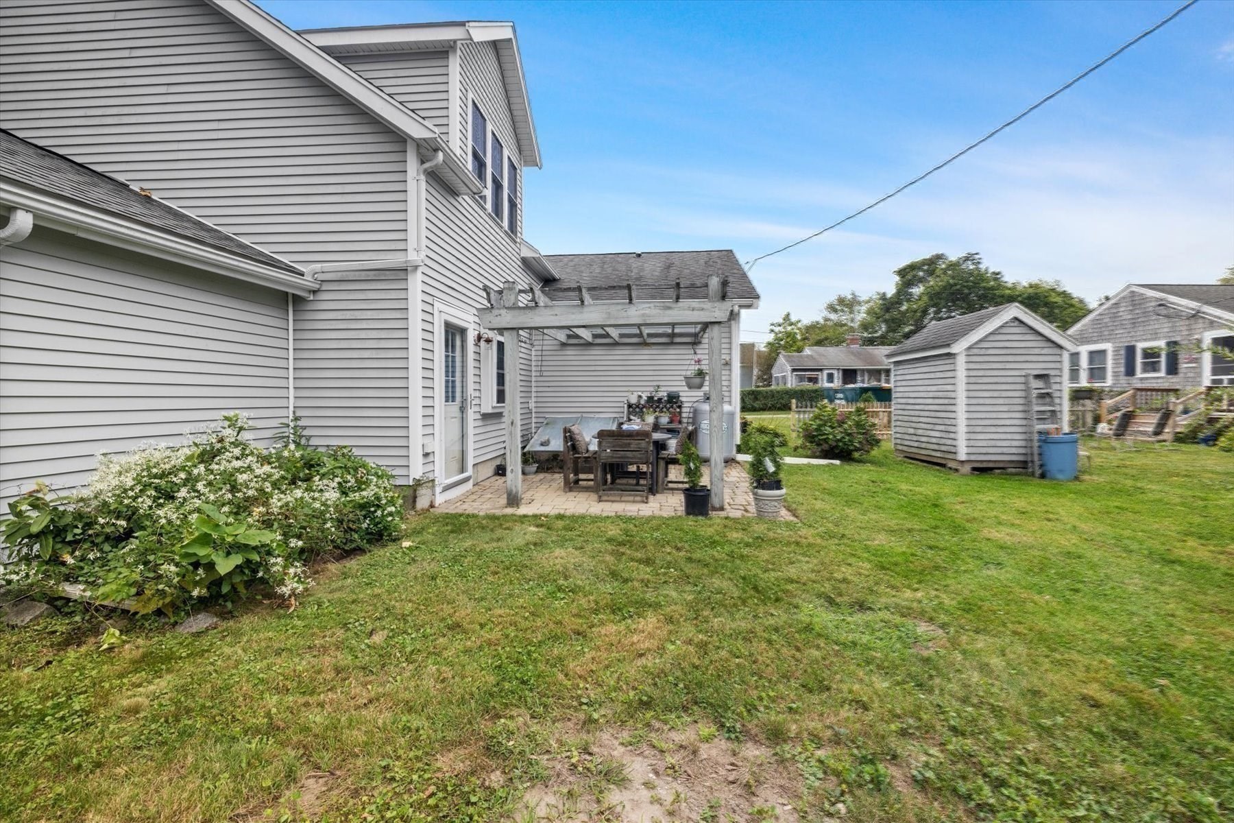 4 Wharf Ln Property Photo 25