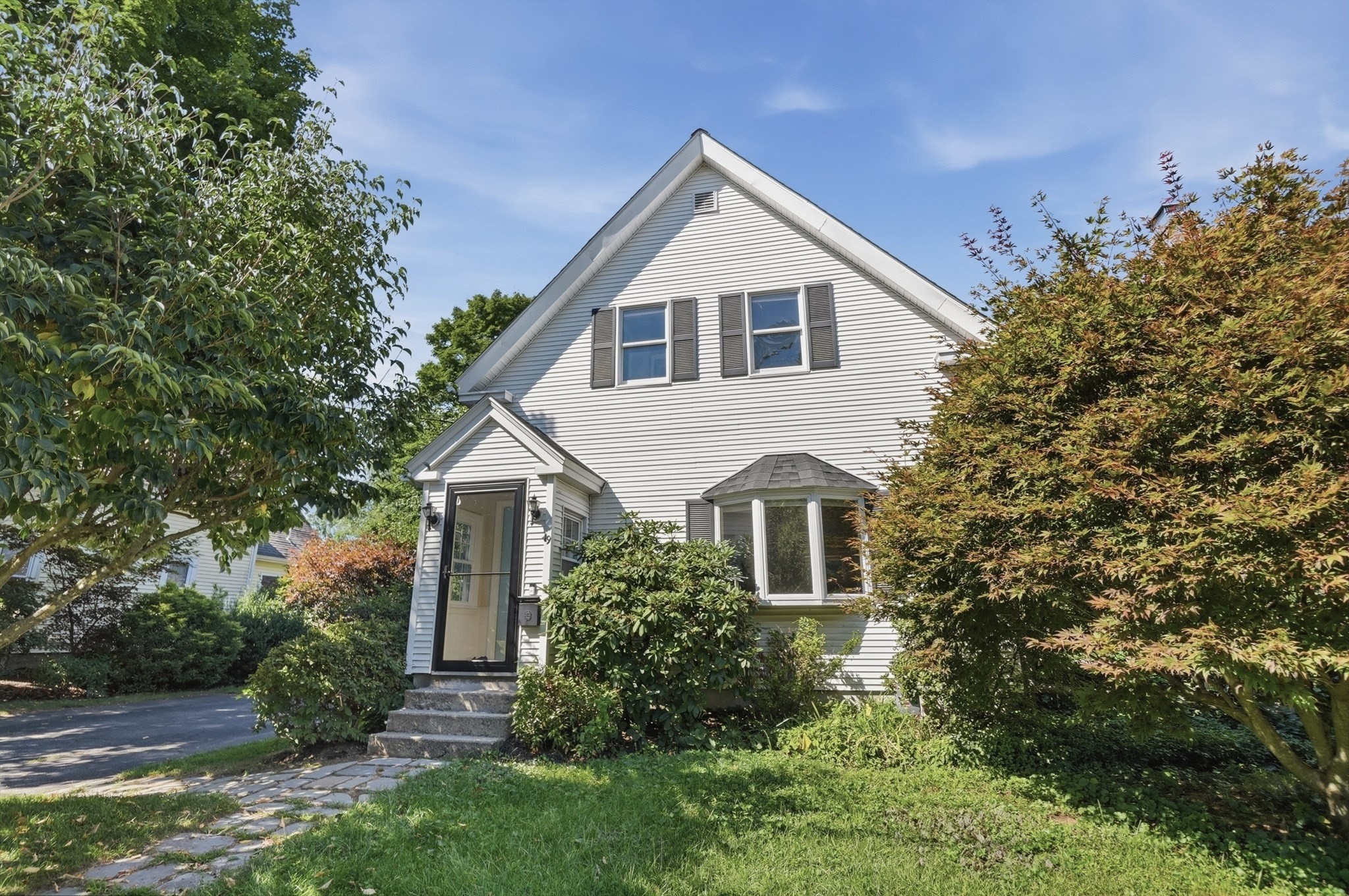 19 Forest Avenue Property Photo 2