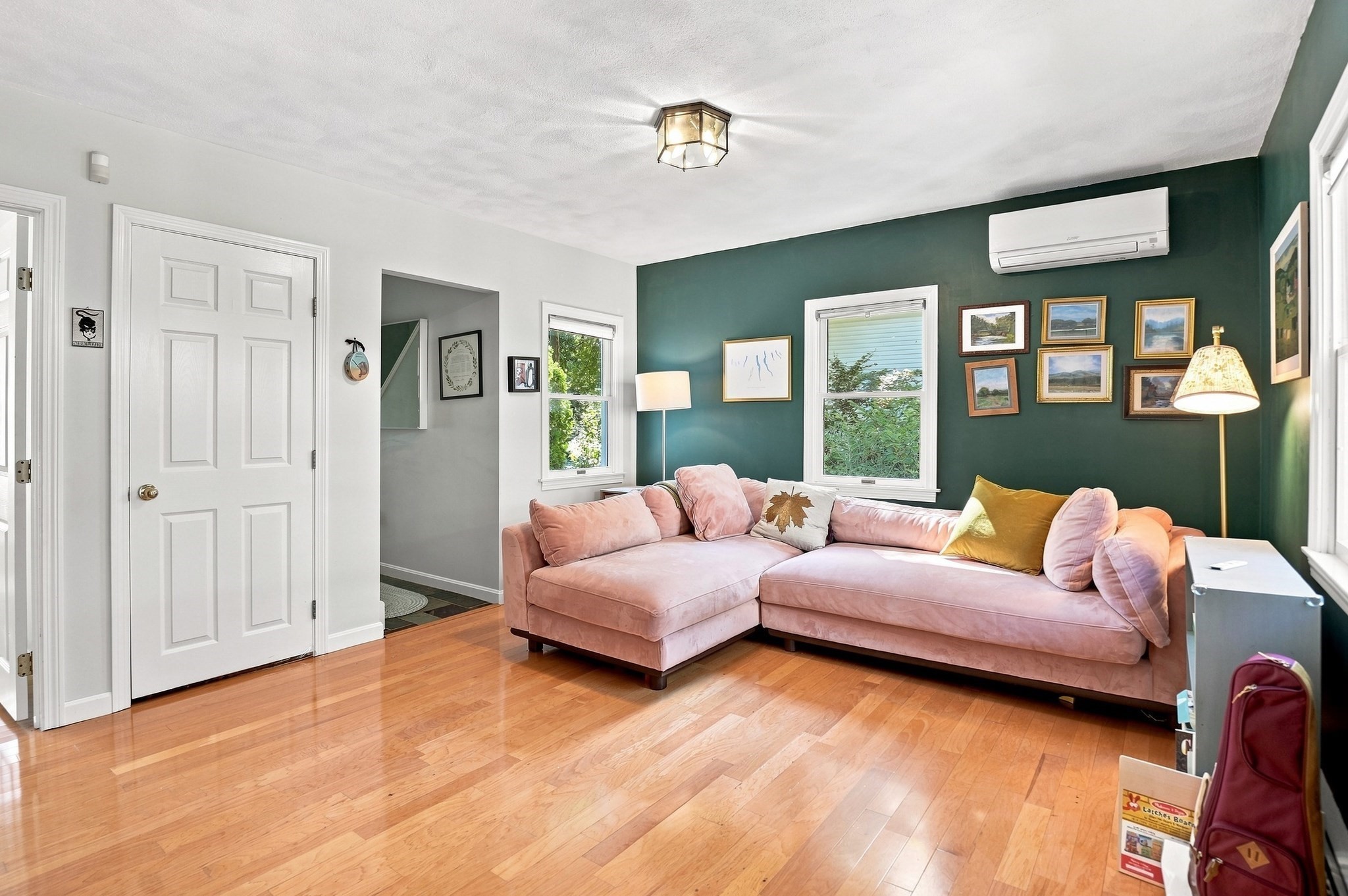 19 Forest Avenue Property Photo 5