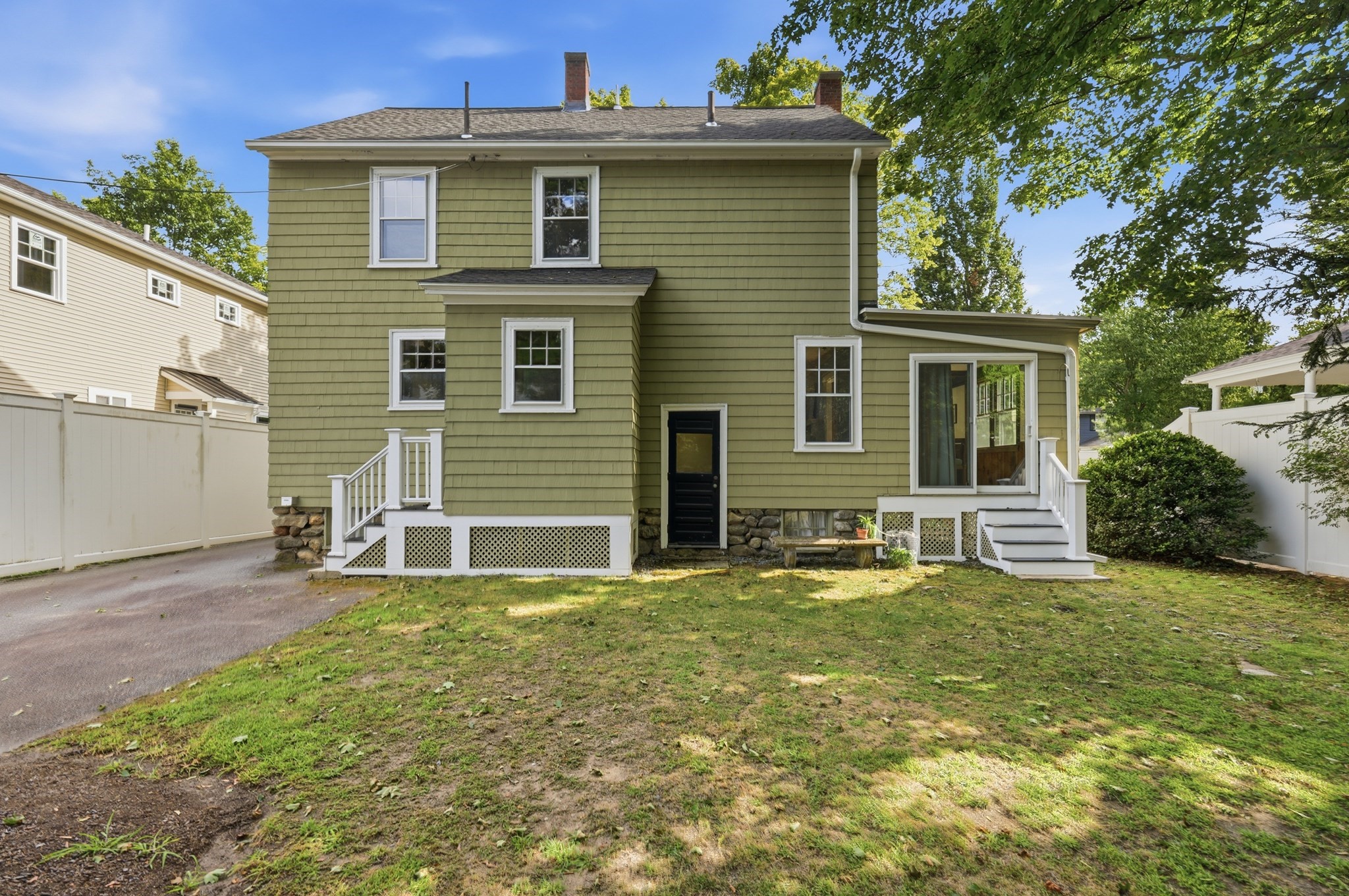 74 Chestnut St Property Photo 6