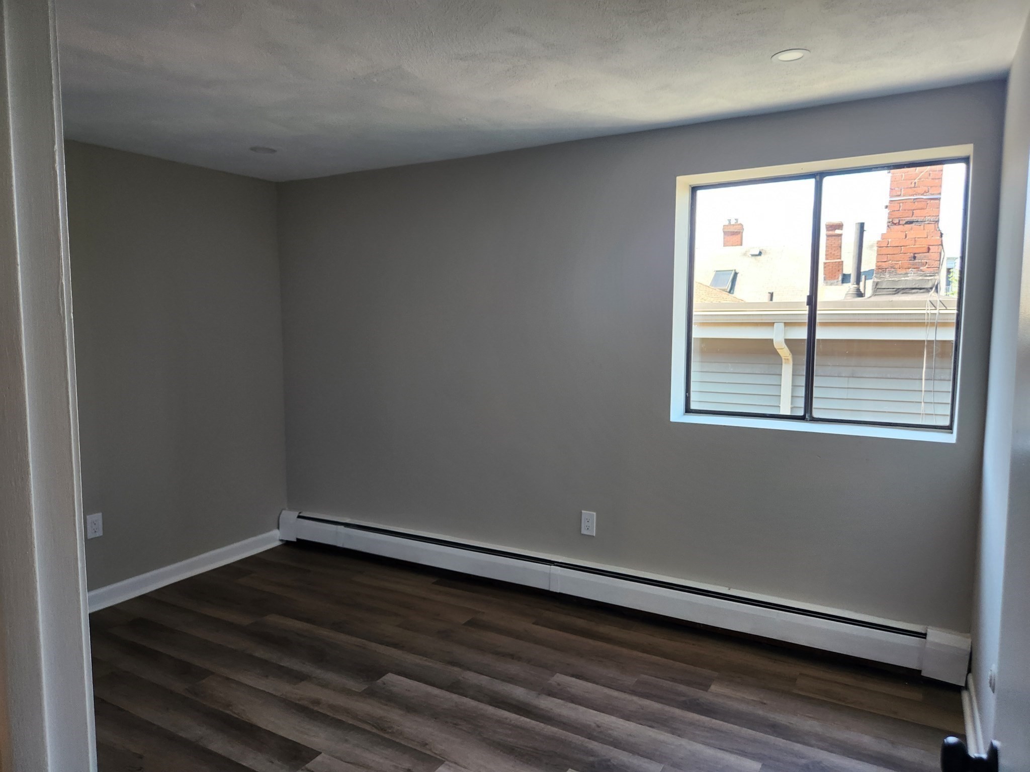 33 Cary Ave # 15 Property Photo 6