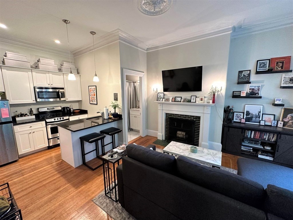 7 Hereford St. # 5 Property Photo 1