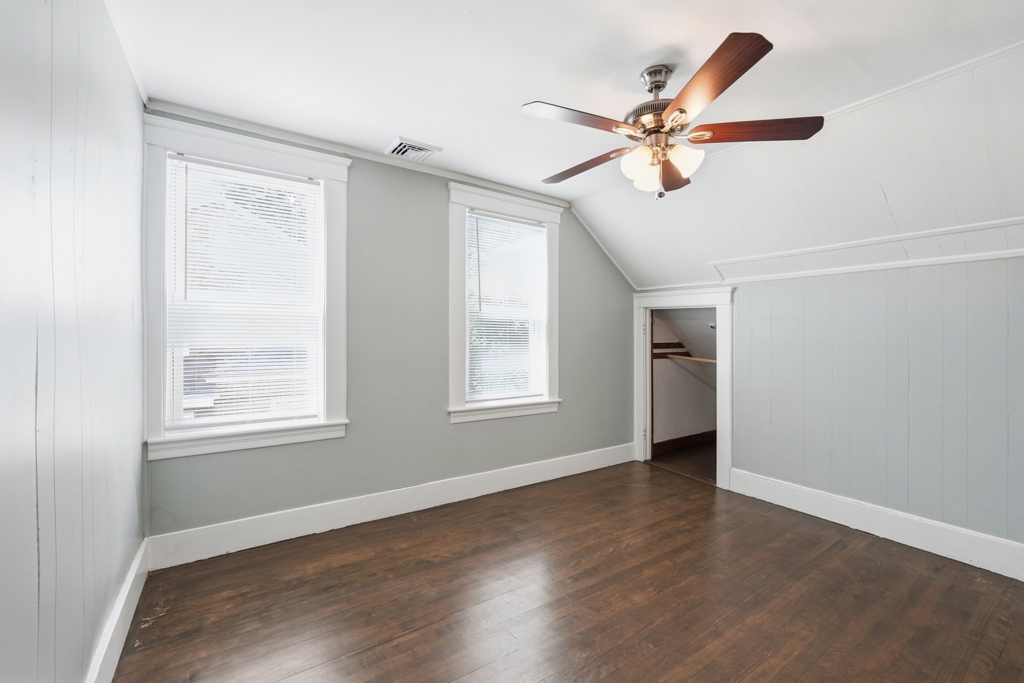 14 Saint Elmo Road Property Photo 19