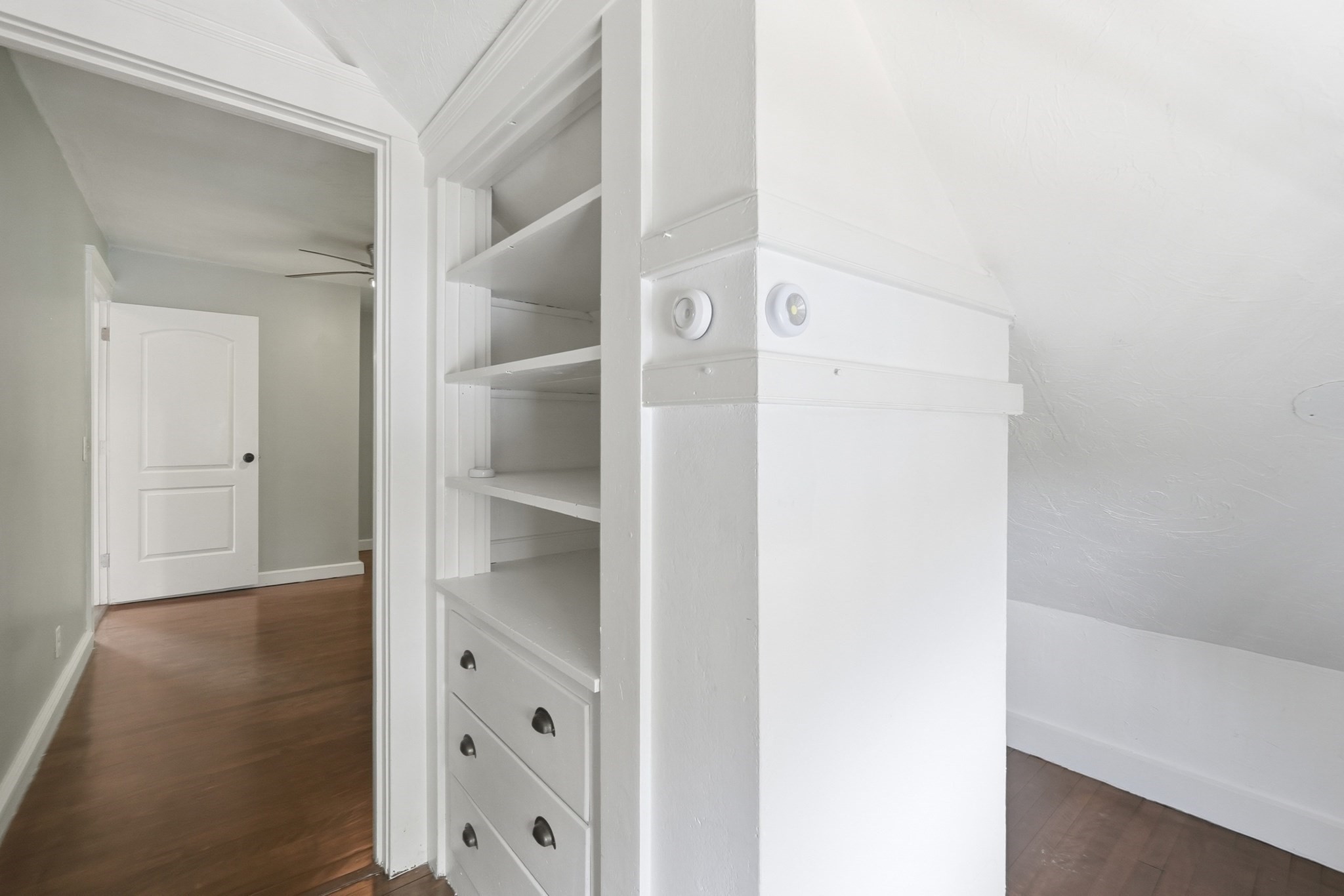 14 Saint Elmo Road Property Photo 22