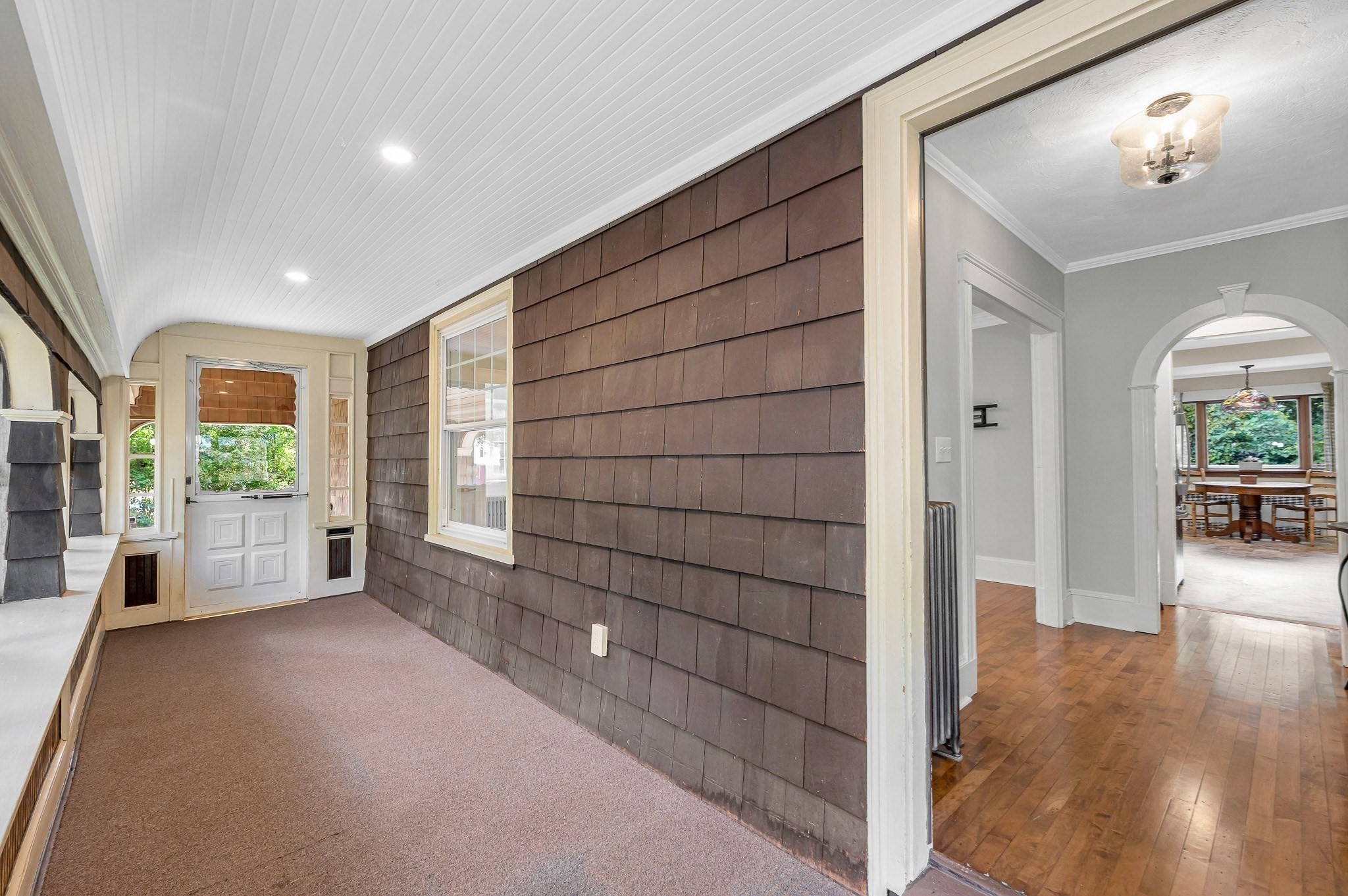 30 Woodrow Ave Property Photo 34