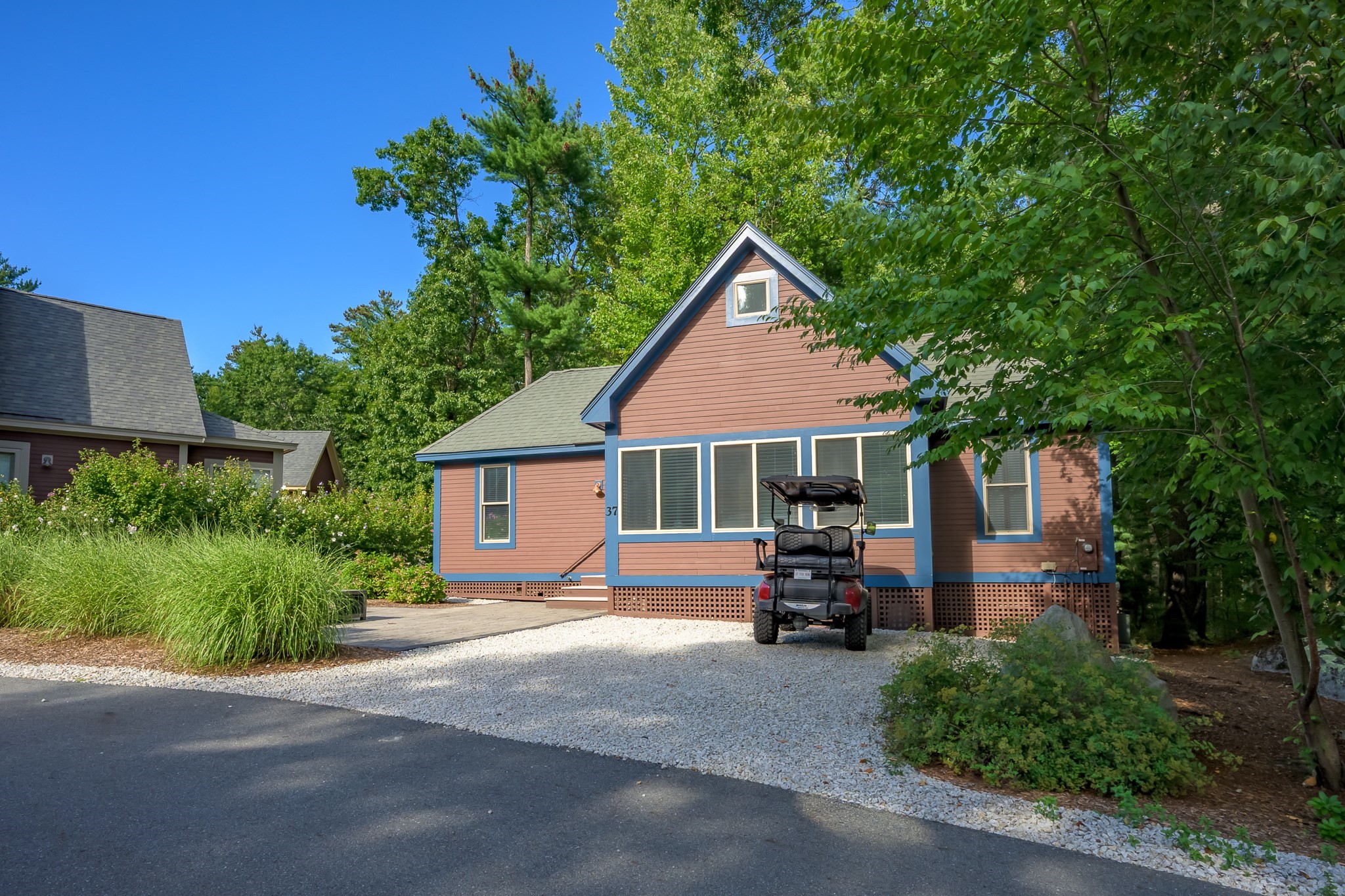 37 Fox Run # 37 Property Photo 2