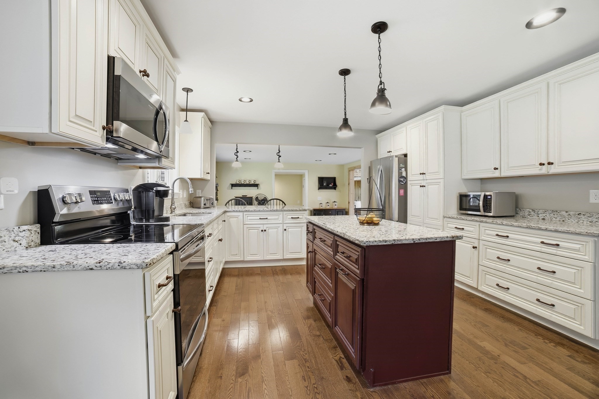 425 River Road Property Photo 10