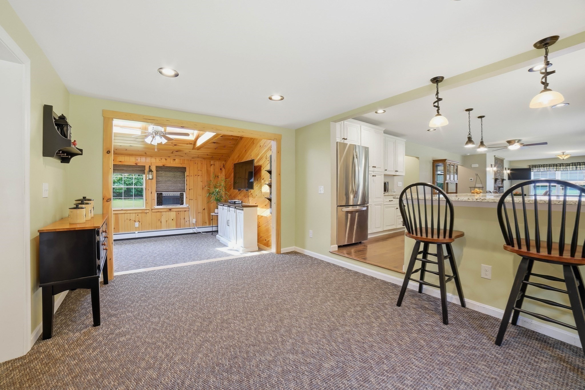 425 River Road Property Photo 14
