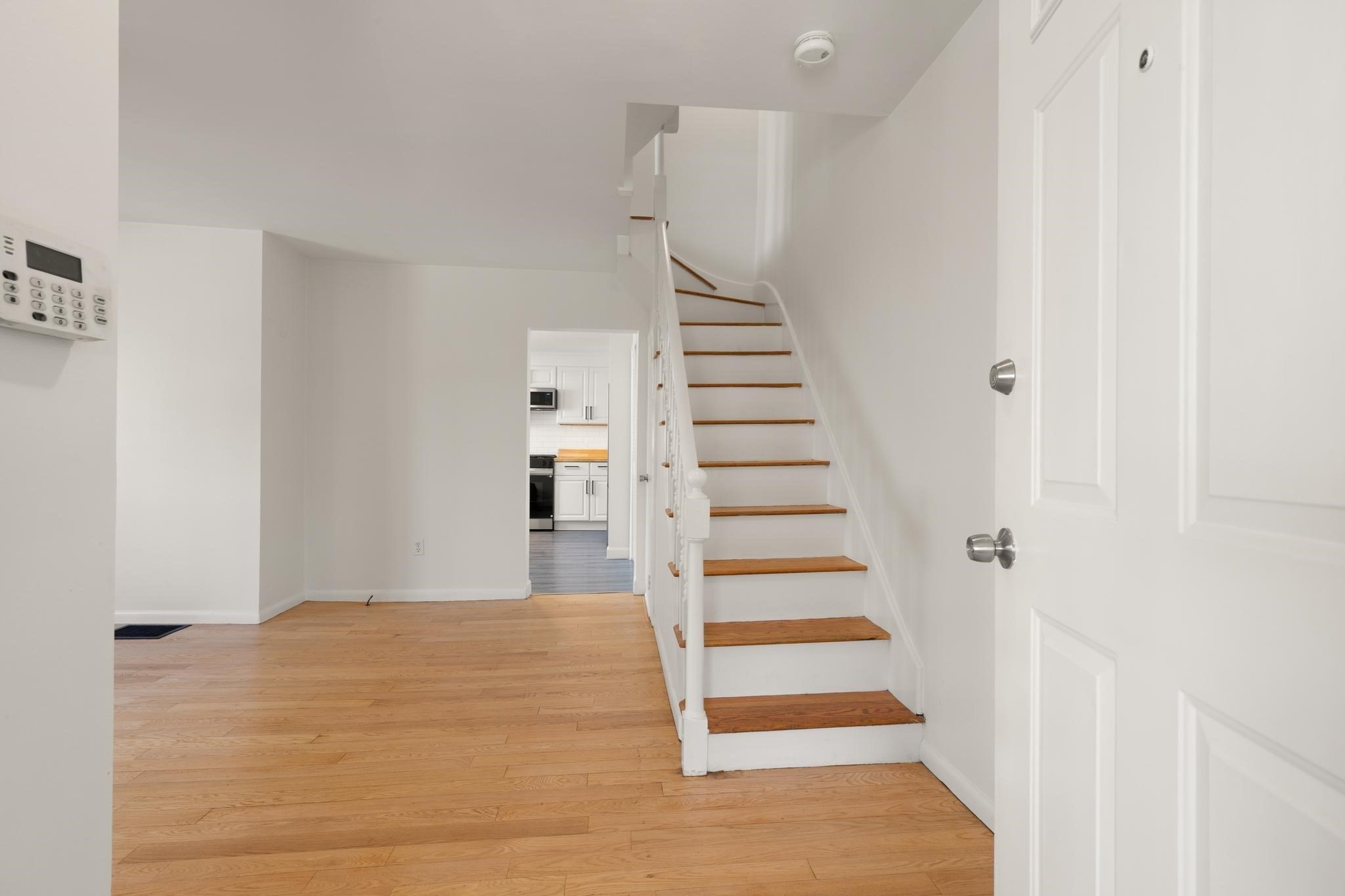 13 Heard Property Photo 8