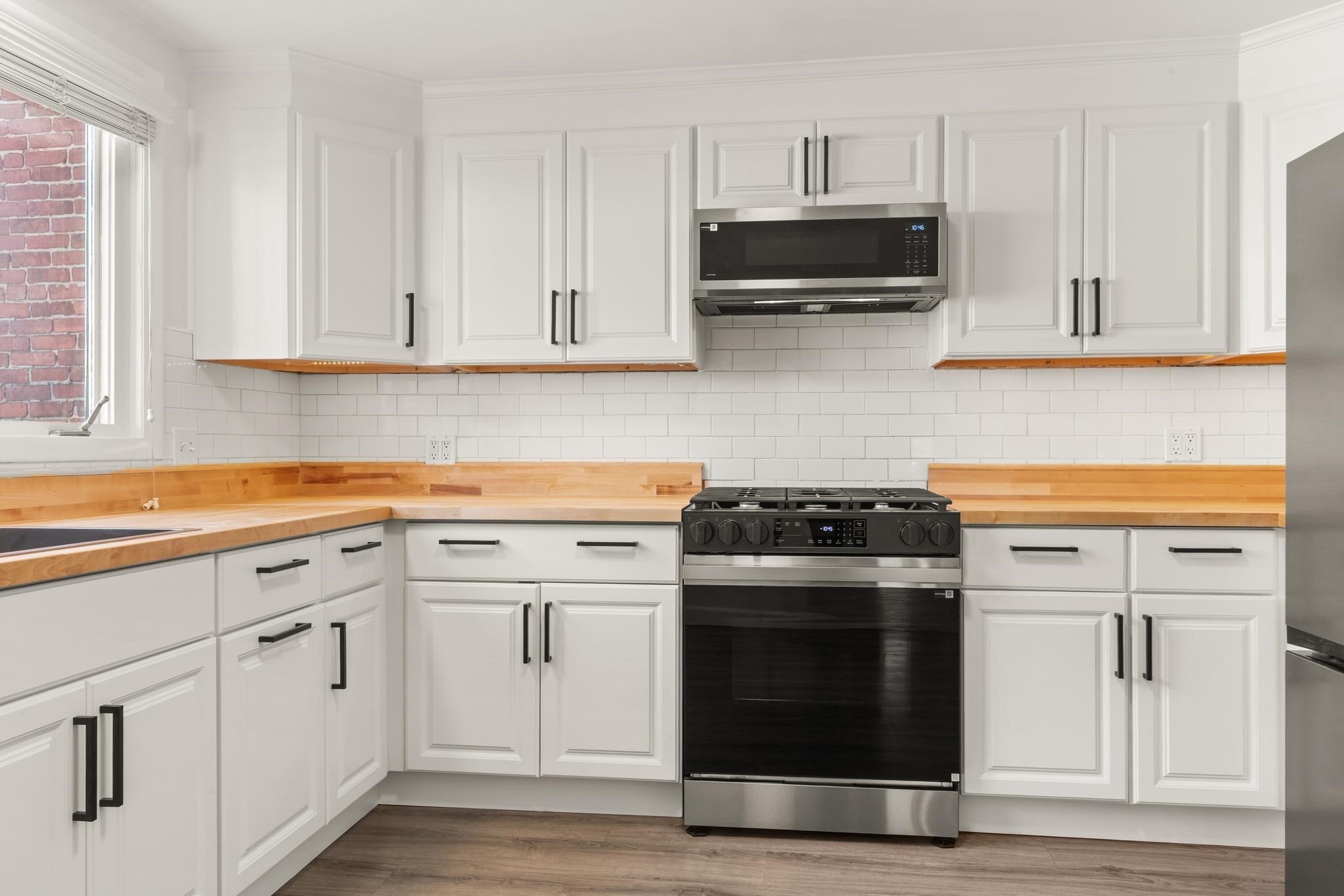 13 Heard Property Photo 18