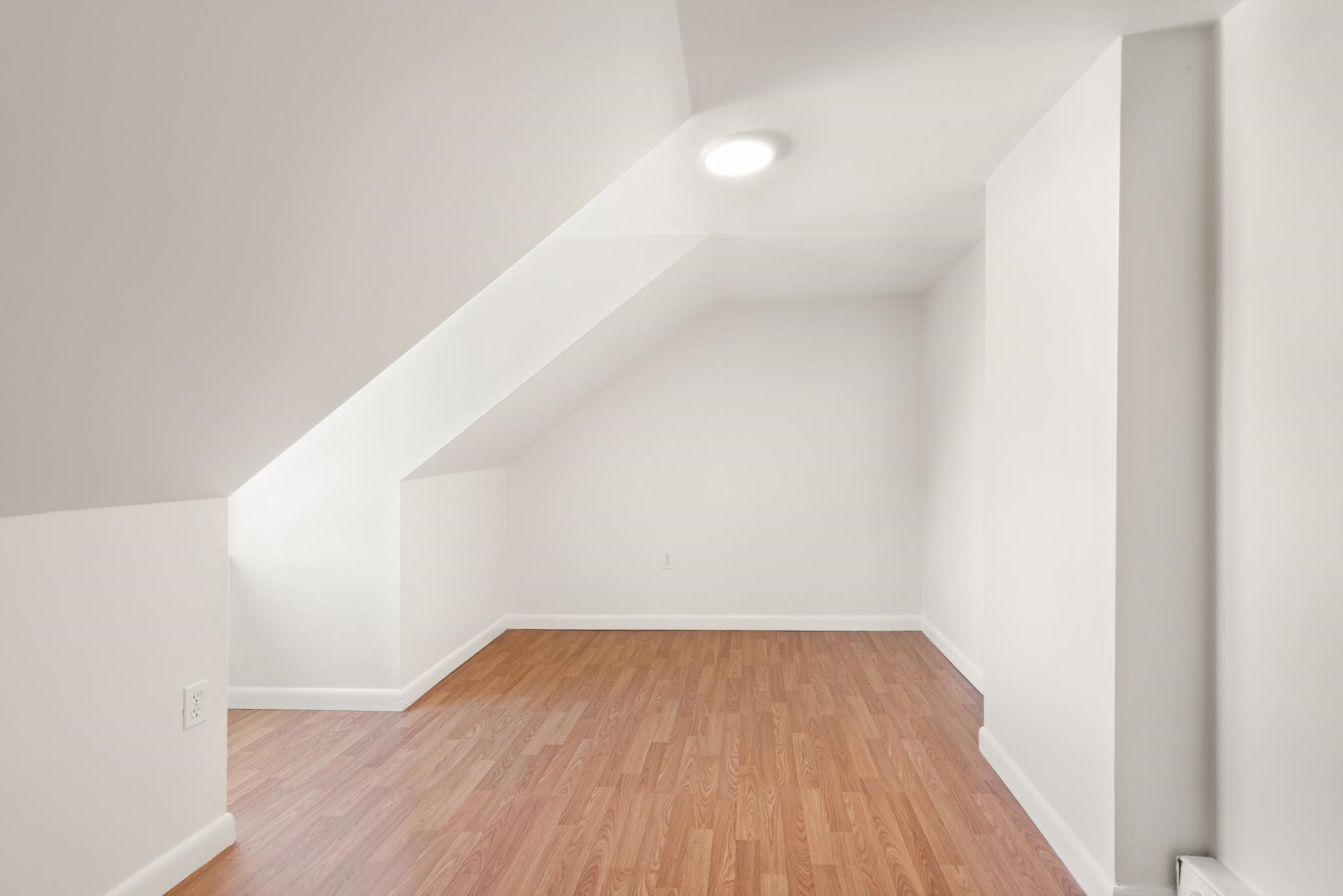 13 Heard Property Photo 26