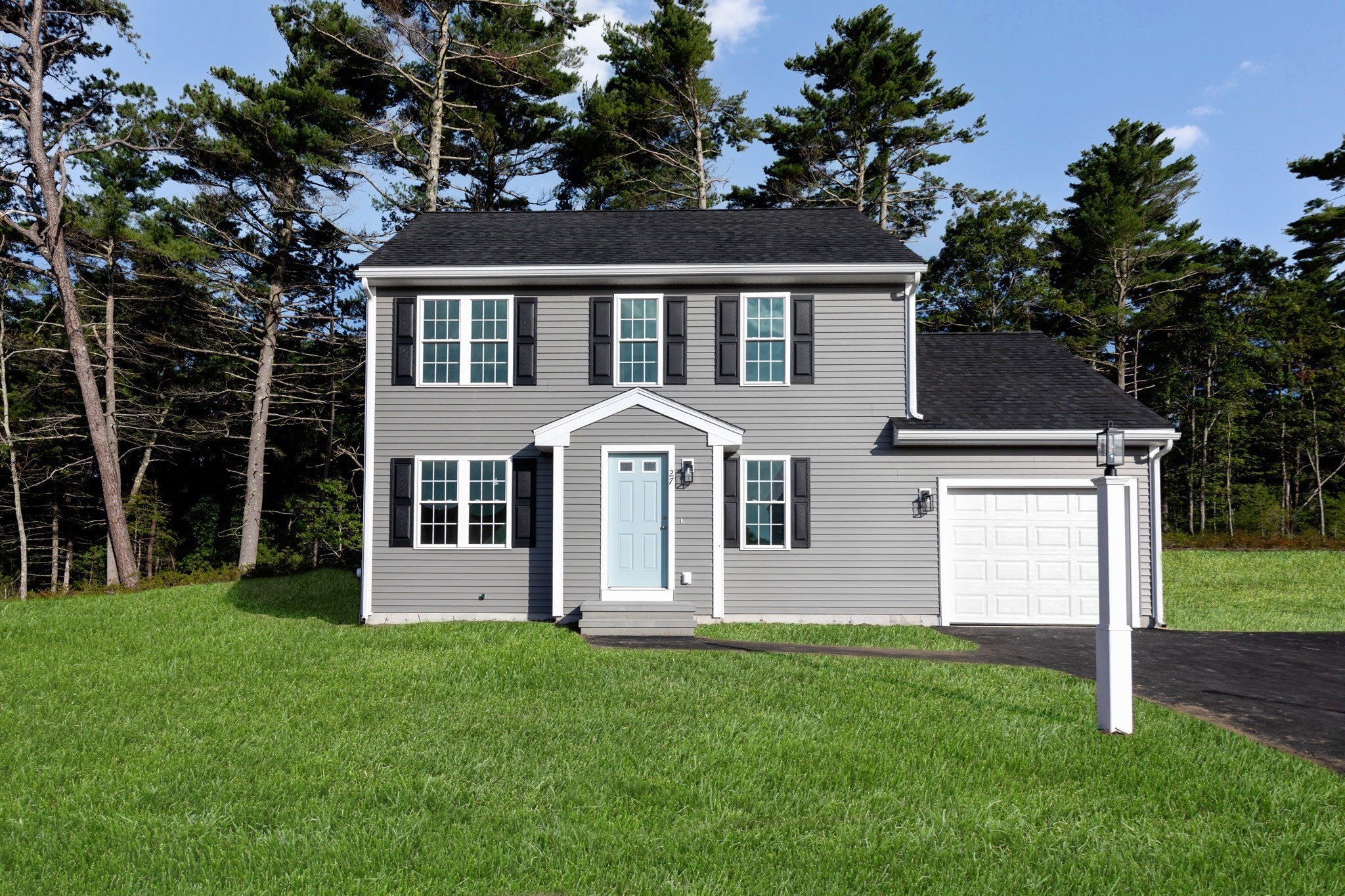 27 Bumblebee Dr. Property Photo 1
