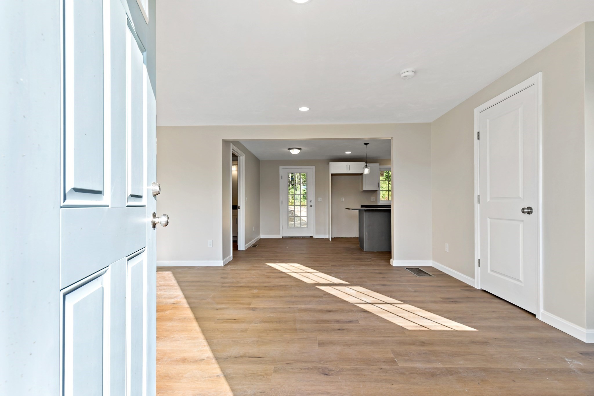 27 Bumblebee Dr. Property Photo 6