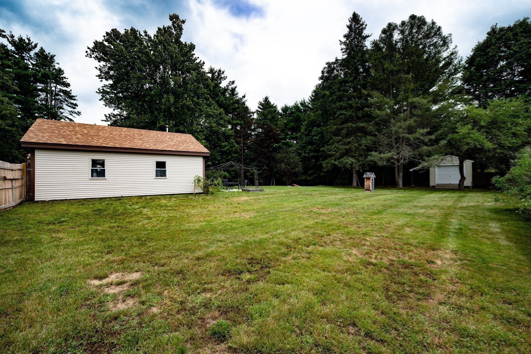 81 Winchester St Property Photo 6