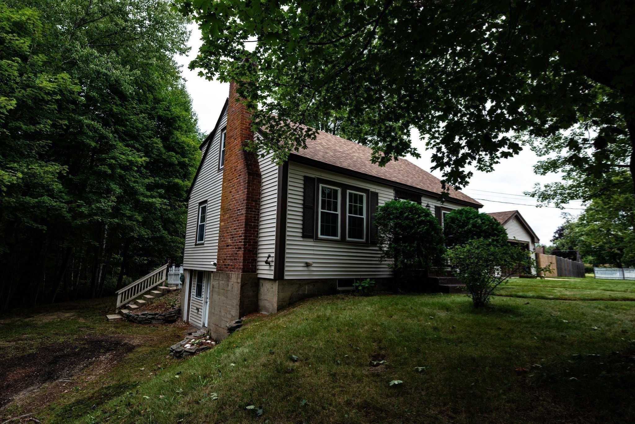 81 Winchester St Property Photo 32