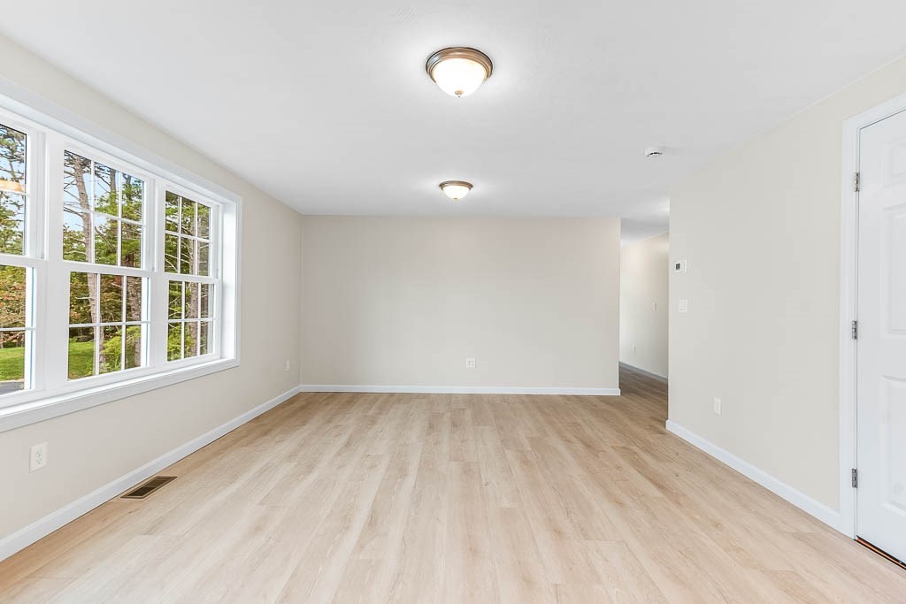 6 Bumblebee Dr. Property Photo 10