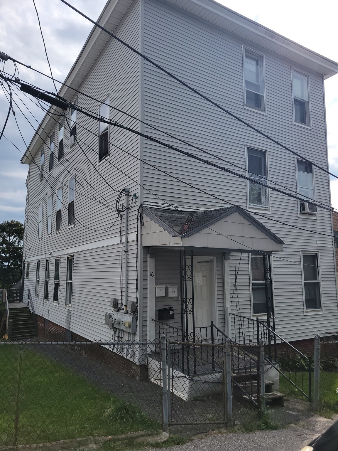 16 Reservoir St Property Photo 1