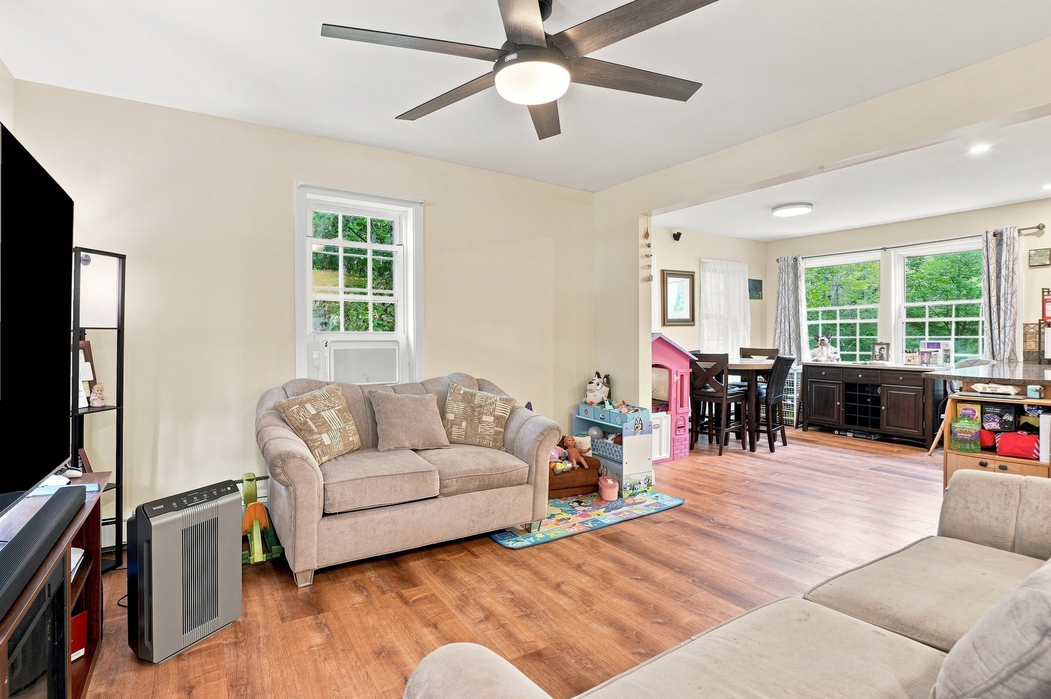 111 Pinedale Avenue Property Photo 5
