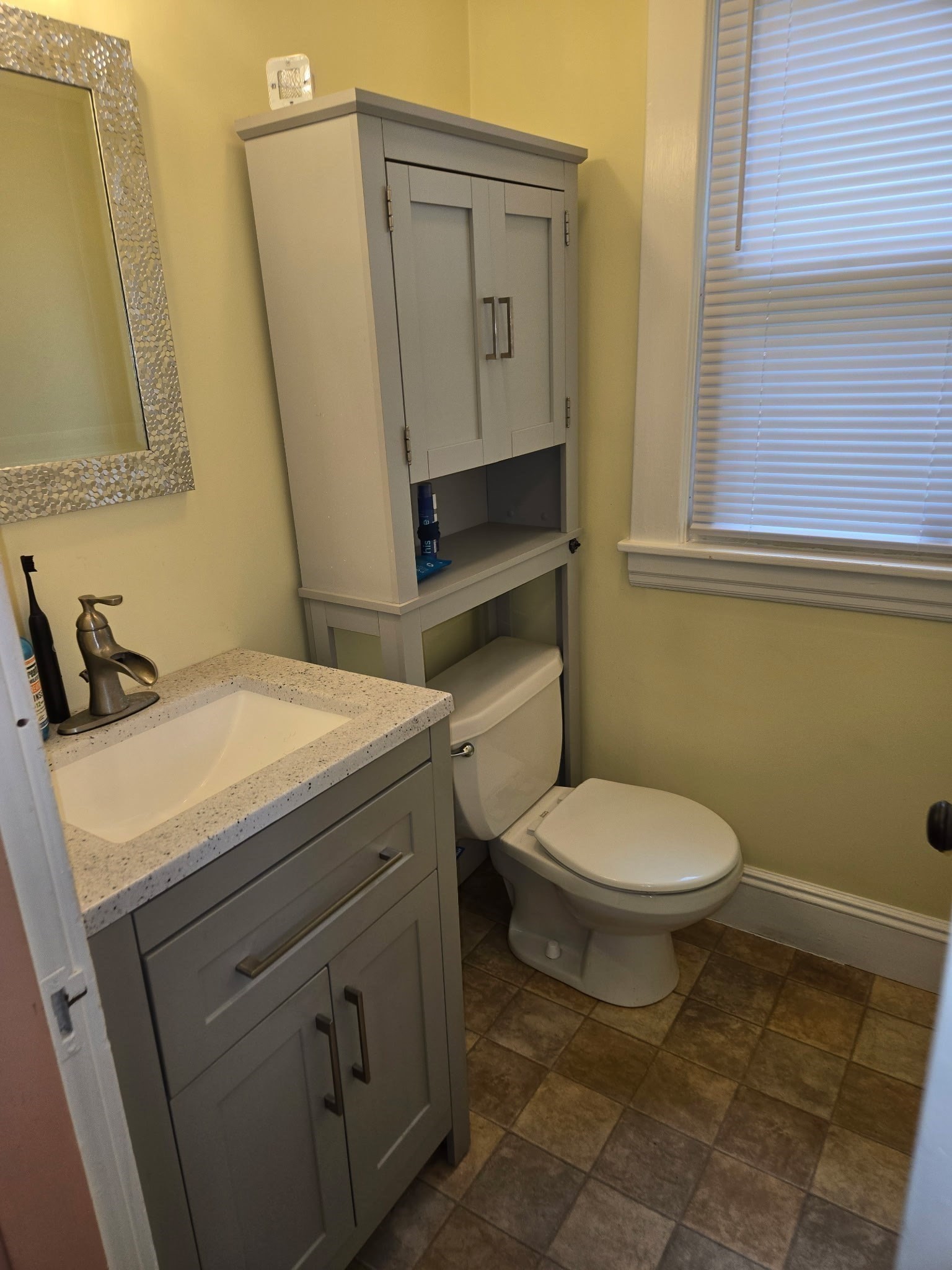 81 Lyndale St Property Photo 5