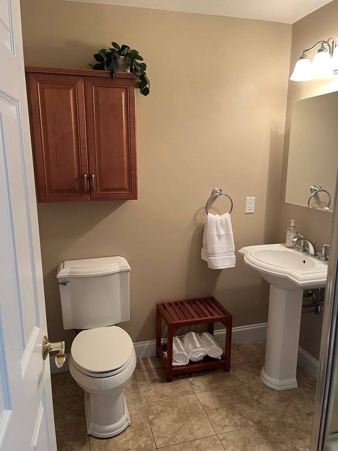 112 Porter St # 5 Property Photo 8