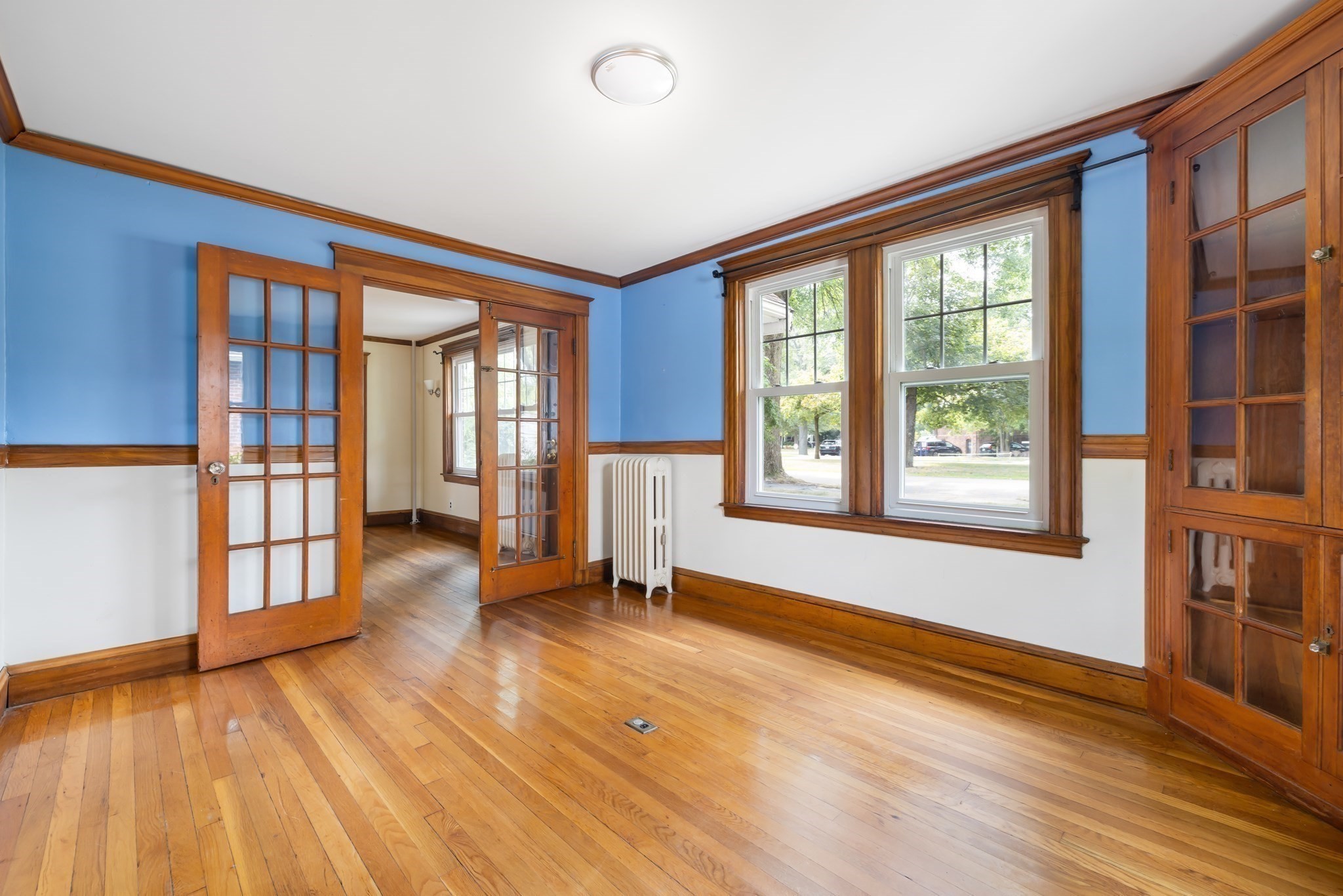 1925 Commonwealth Ave Property Photo 13