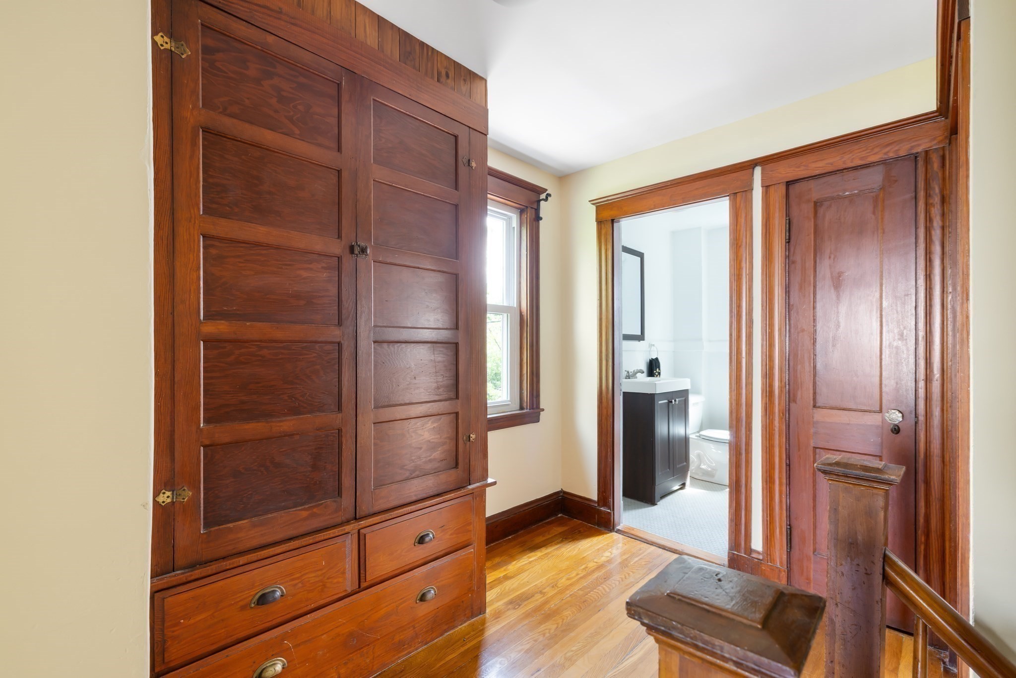1925 Commonwealth Ave Property Photo 14