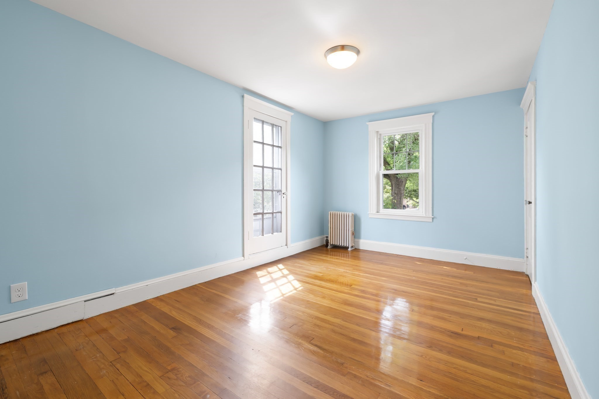 1925 Commonwealth Ave Property Photo 16