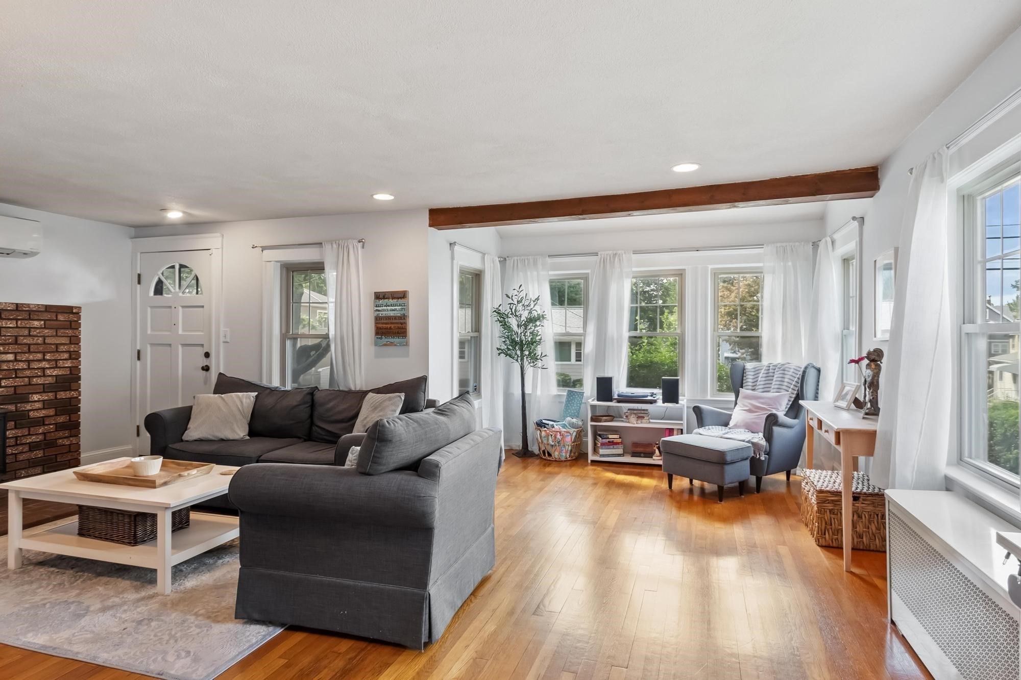 73 Summer Street Property Photo 5